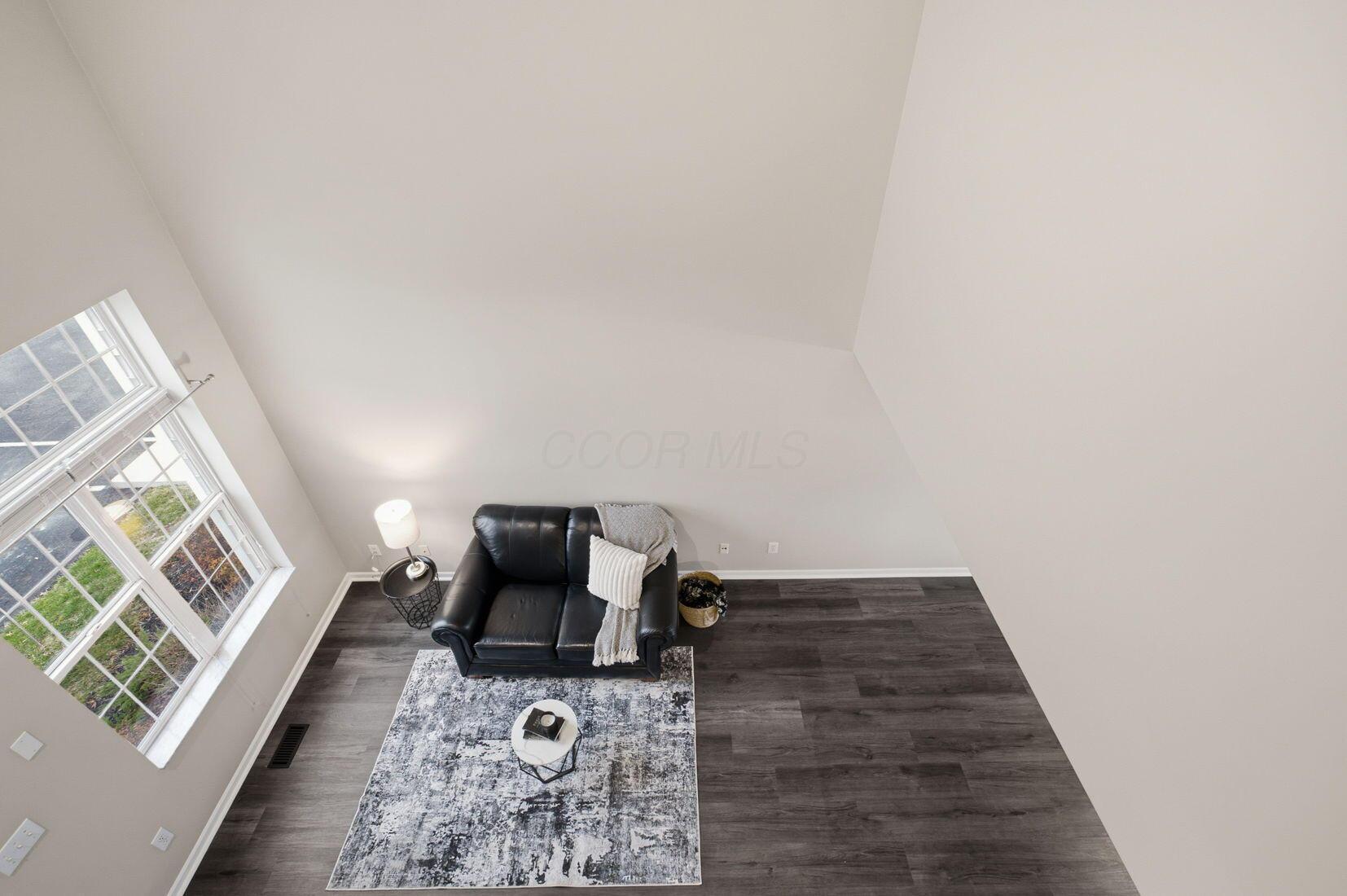 5798 Aristides Way, 9 9