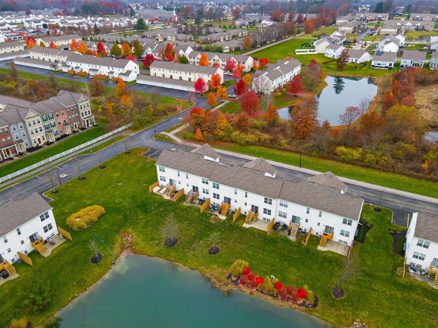 5798 Aristides Way, 9 9