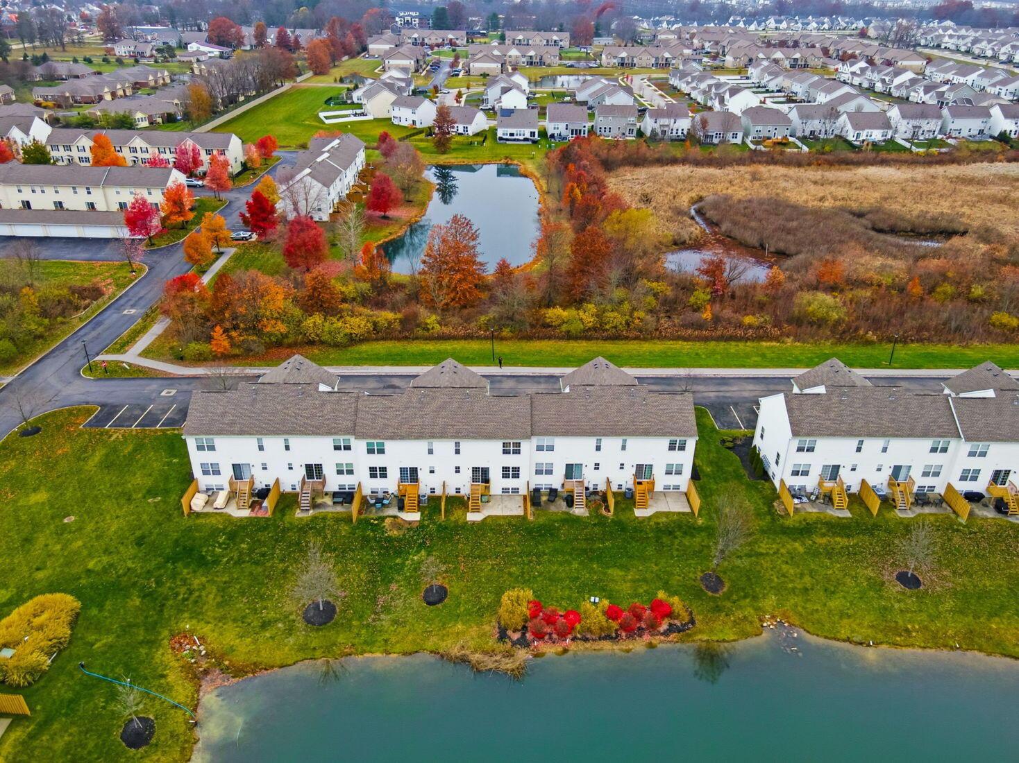 5798 Aristides Way, 9 9