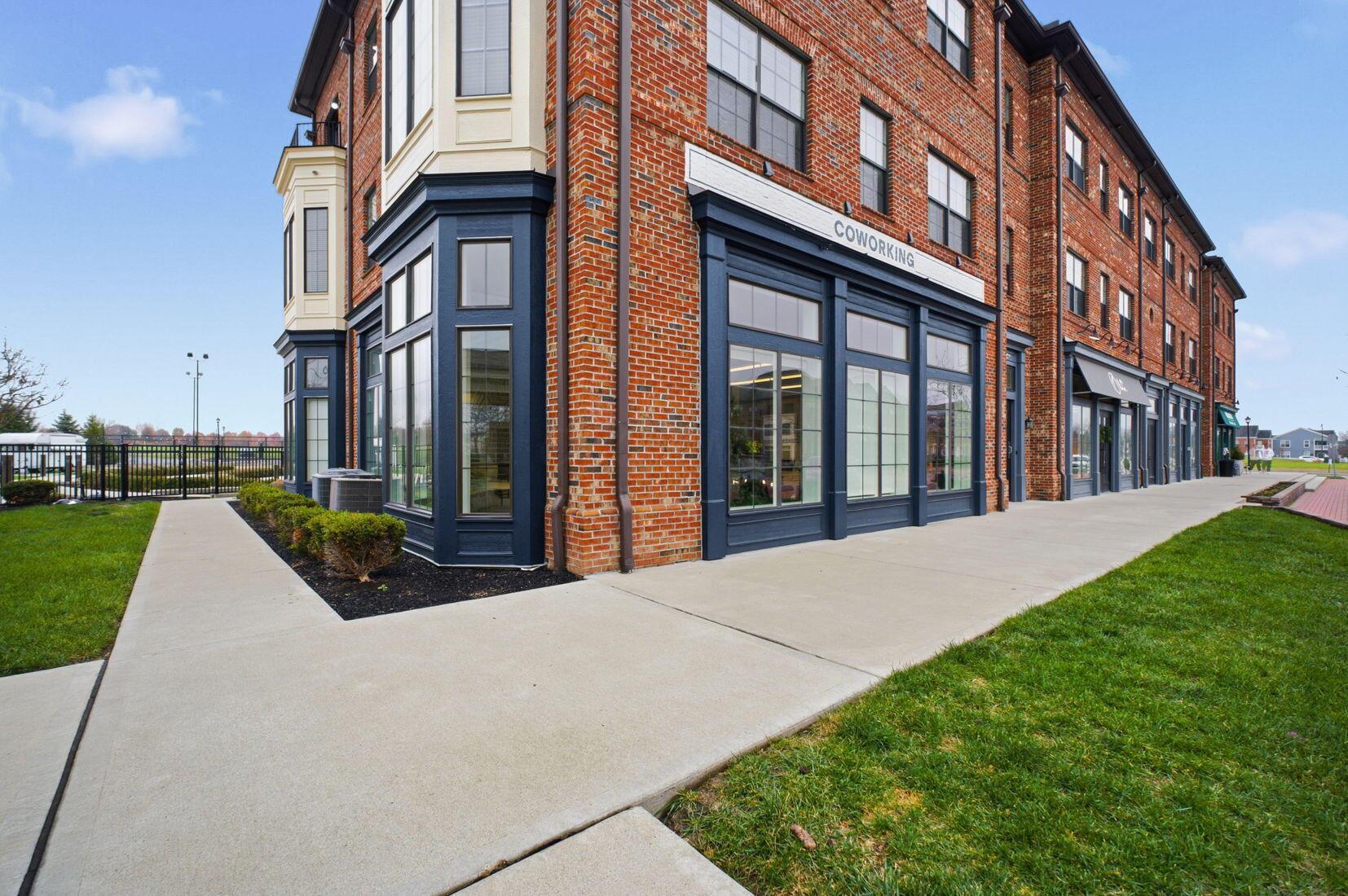 5798 Aristides Way, 9 9