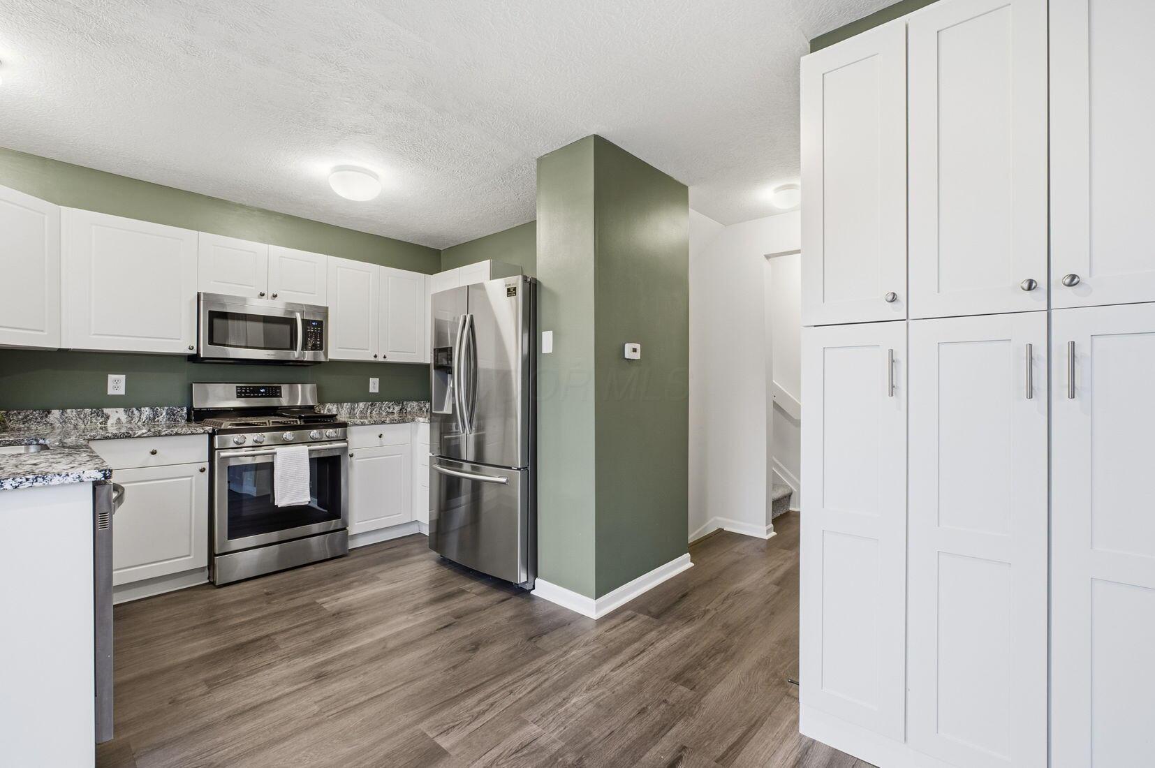 5798 Aristides Way, 9 9