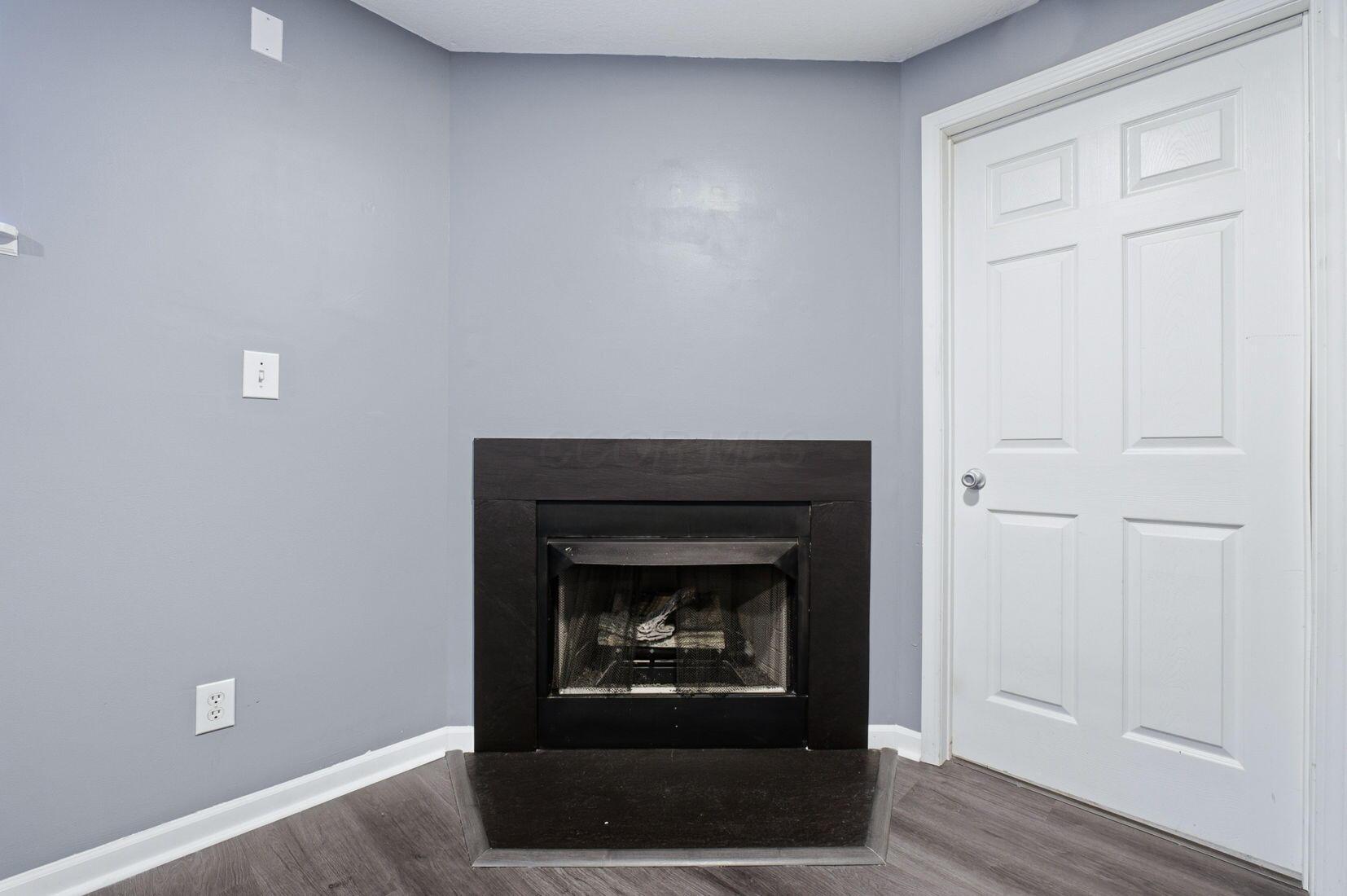 5798 Aristides Way, 9 9