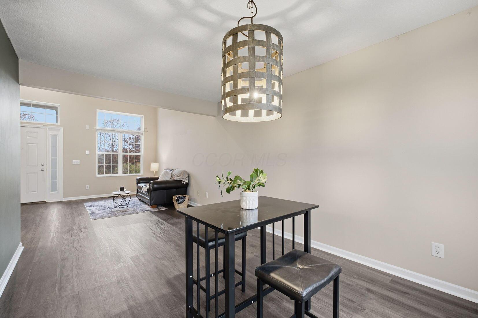 5798 Aristides Way, 9 9