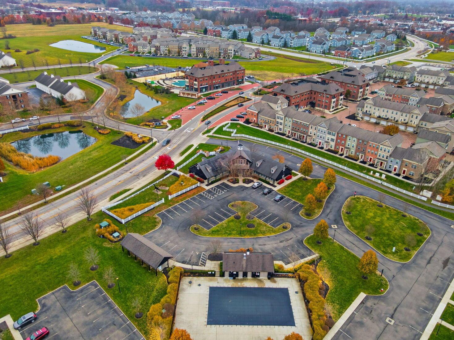 5798 Aristides Way, 9 9