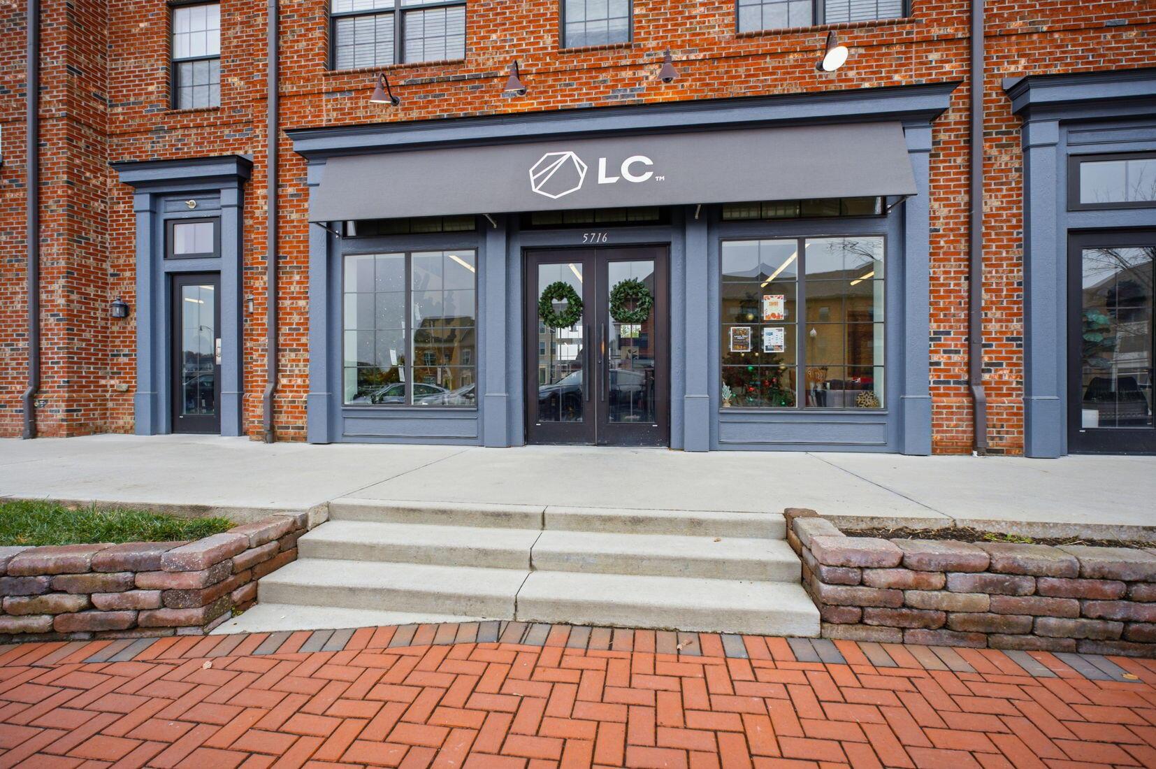 5798 Aristides Way, 9 9