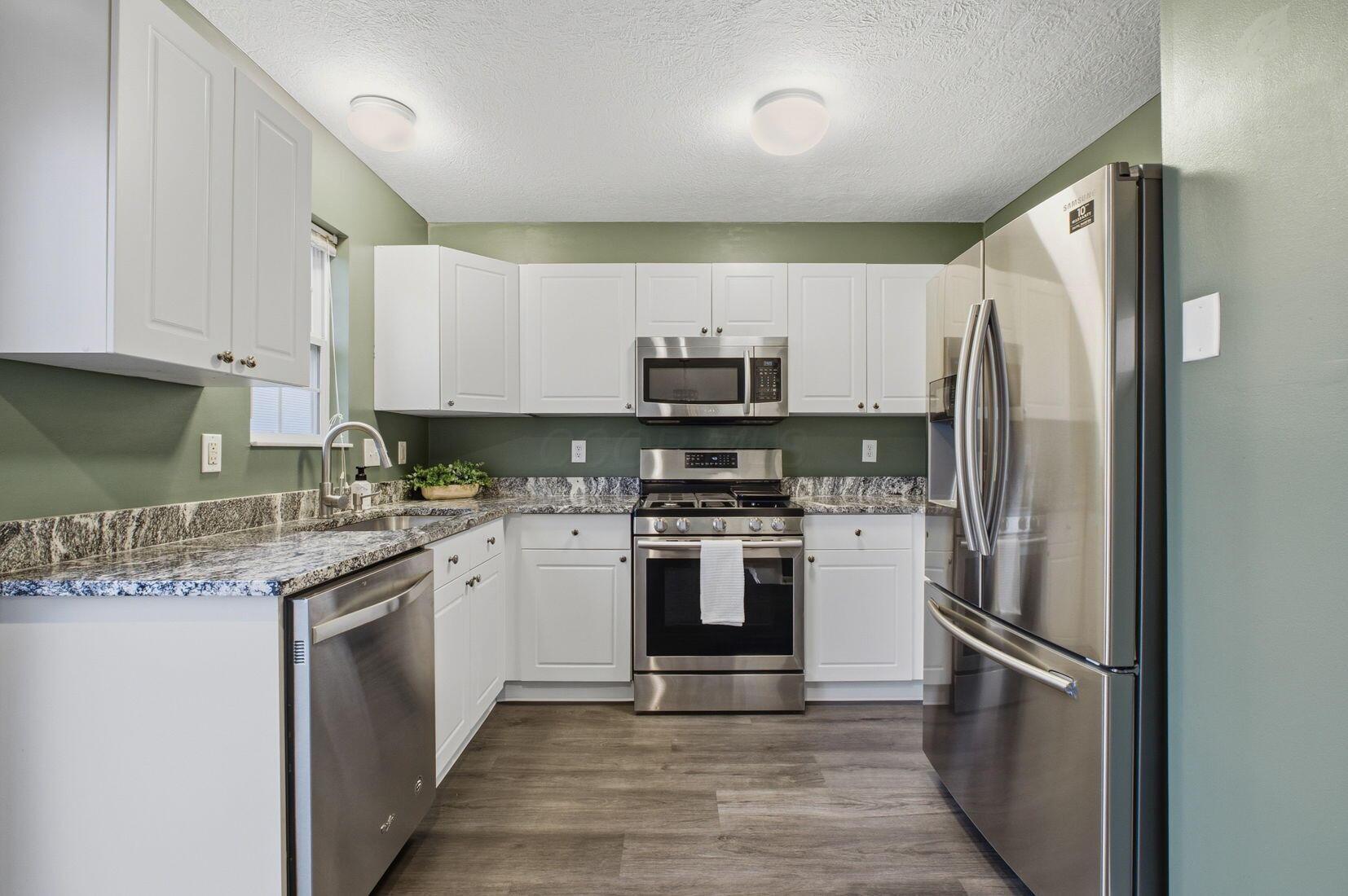 5798 Aristides Way, 9 9