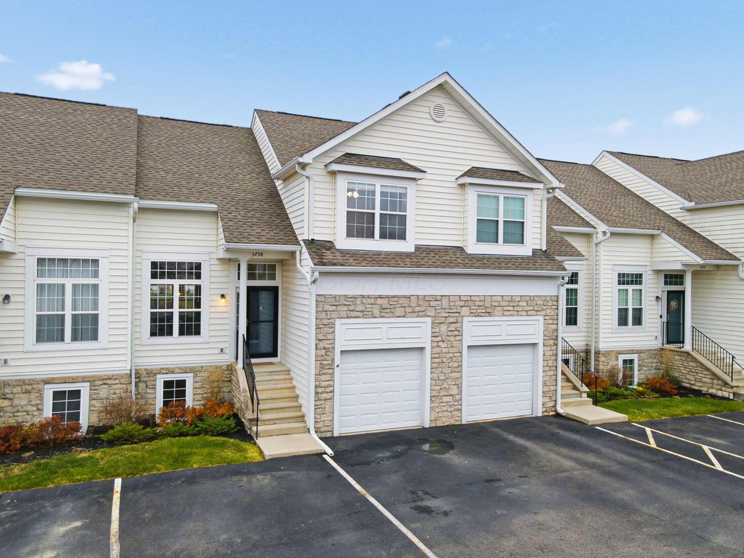 5798 Aristides Way, 9 9