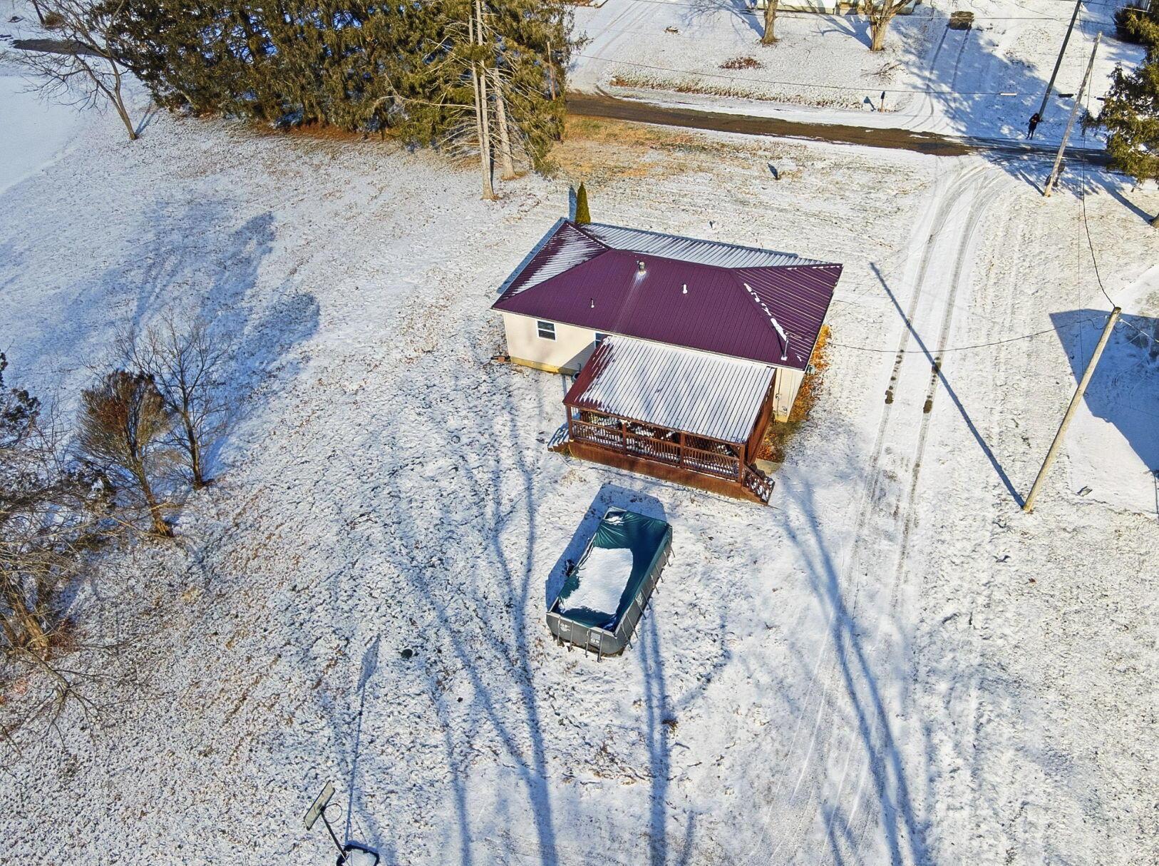 83 W Madison Drive NE