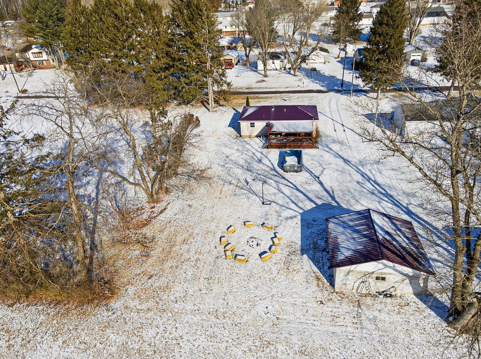 83 W Madison Drive NE