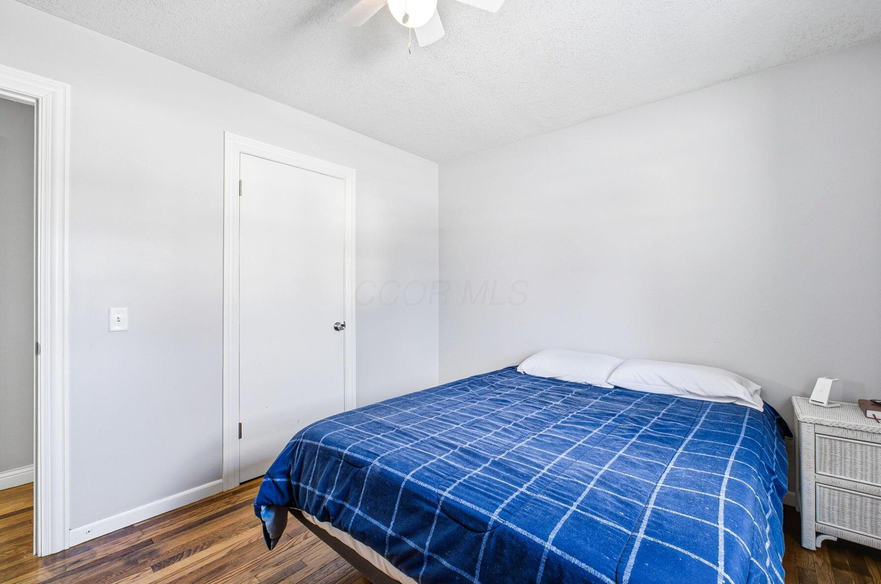 83 W Madison Drive NE