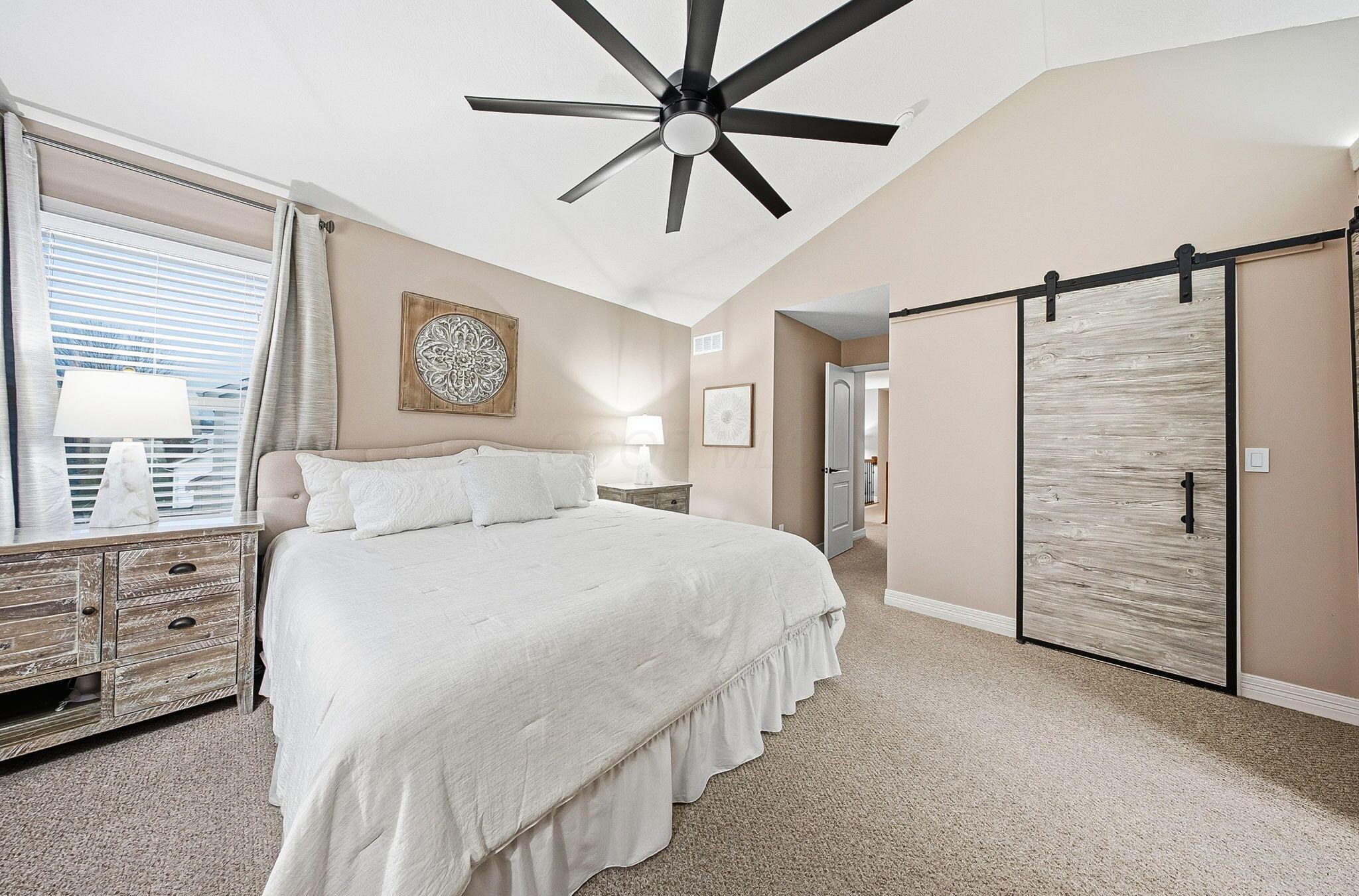 565 Apple Valley Circle