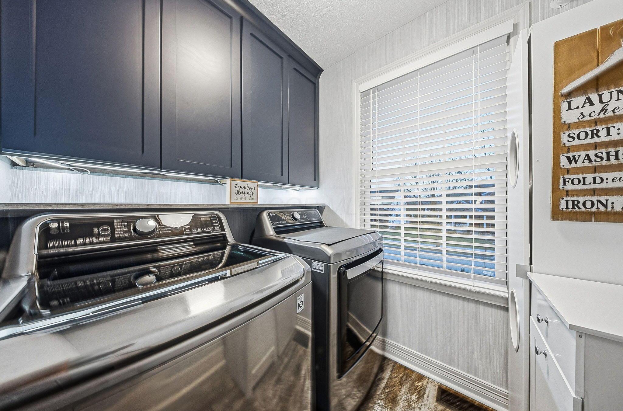 565 Apple Valley Circle