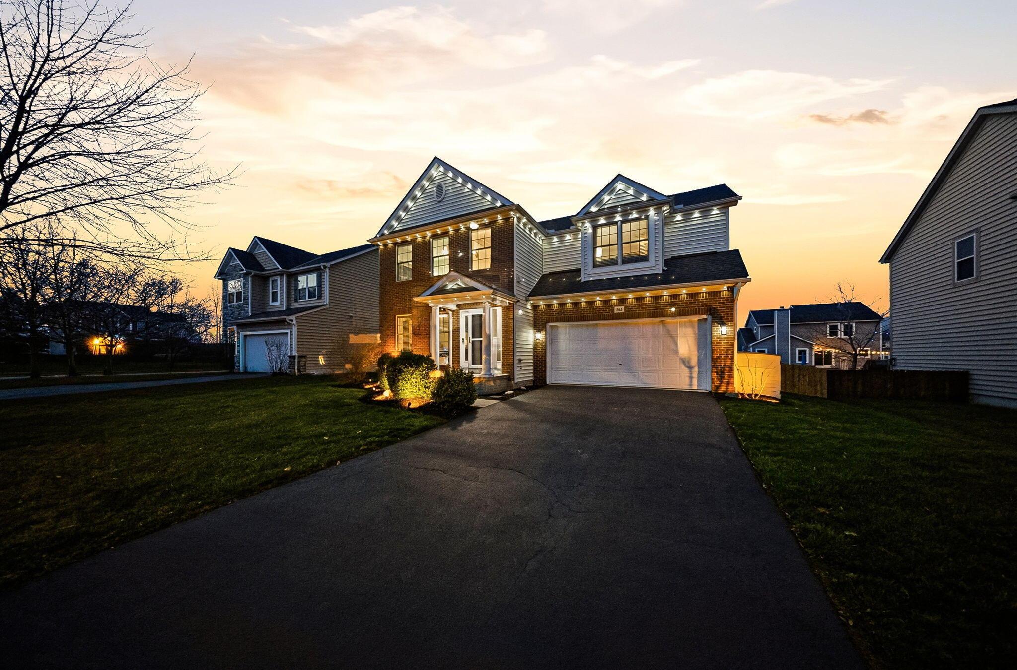 565 Apple Valley Circle