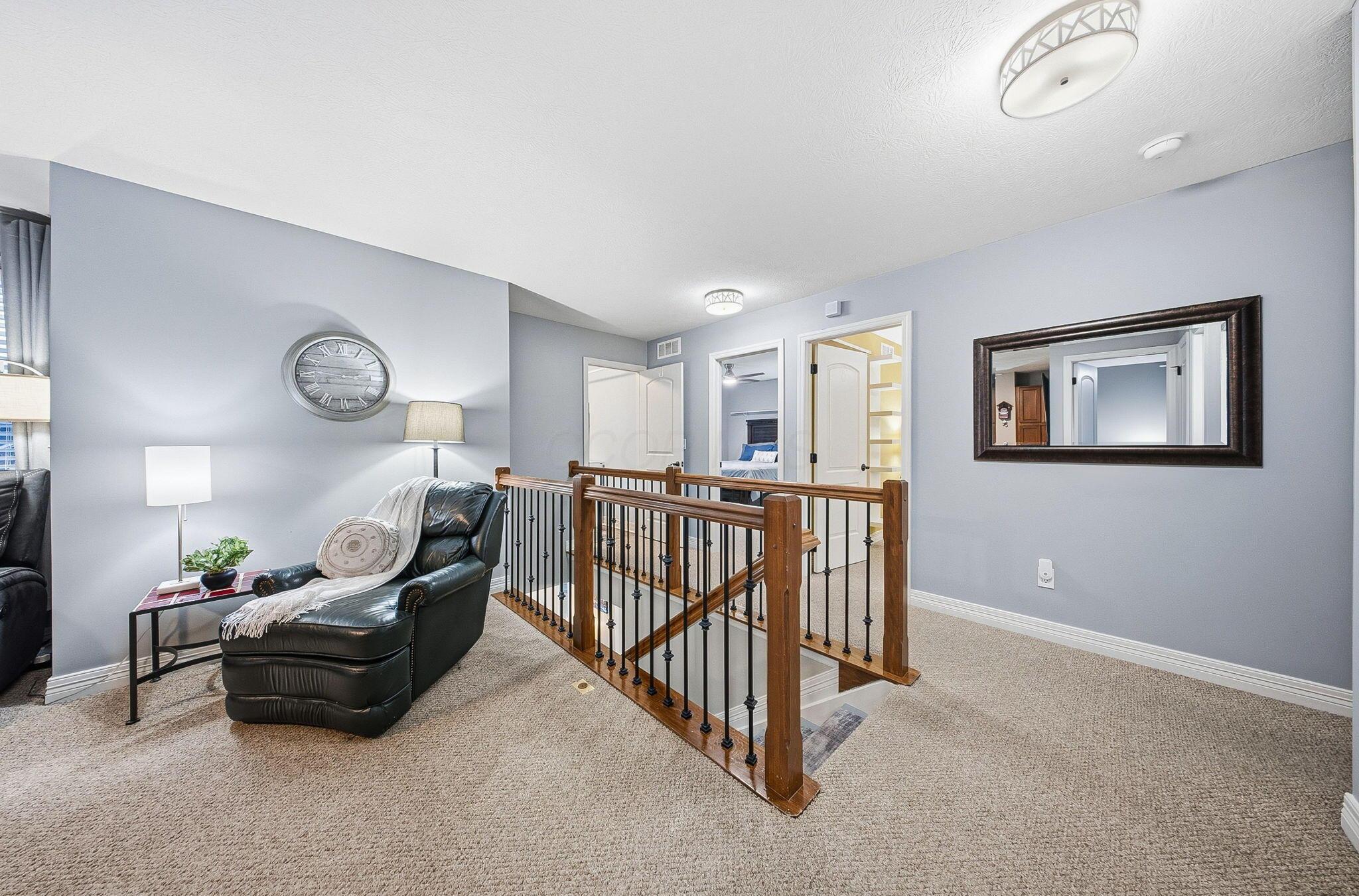 565 Apple Valley Circle