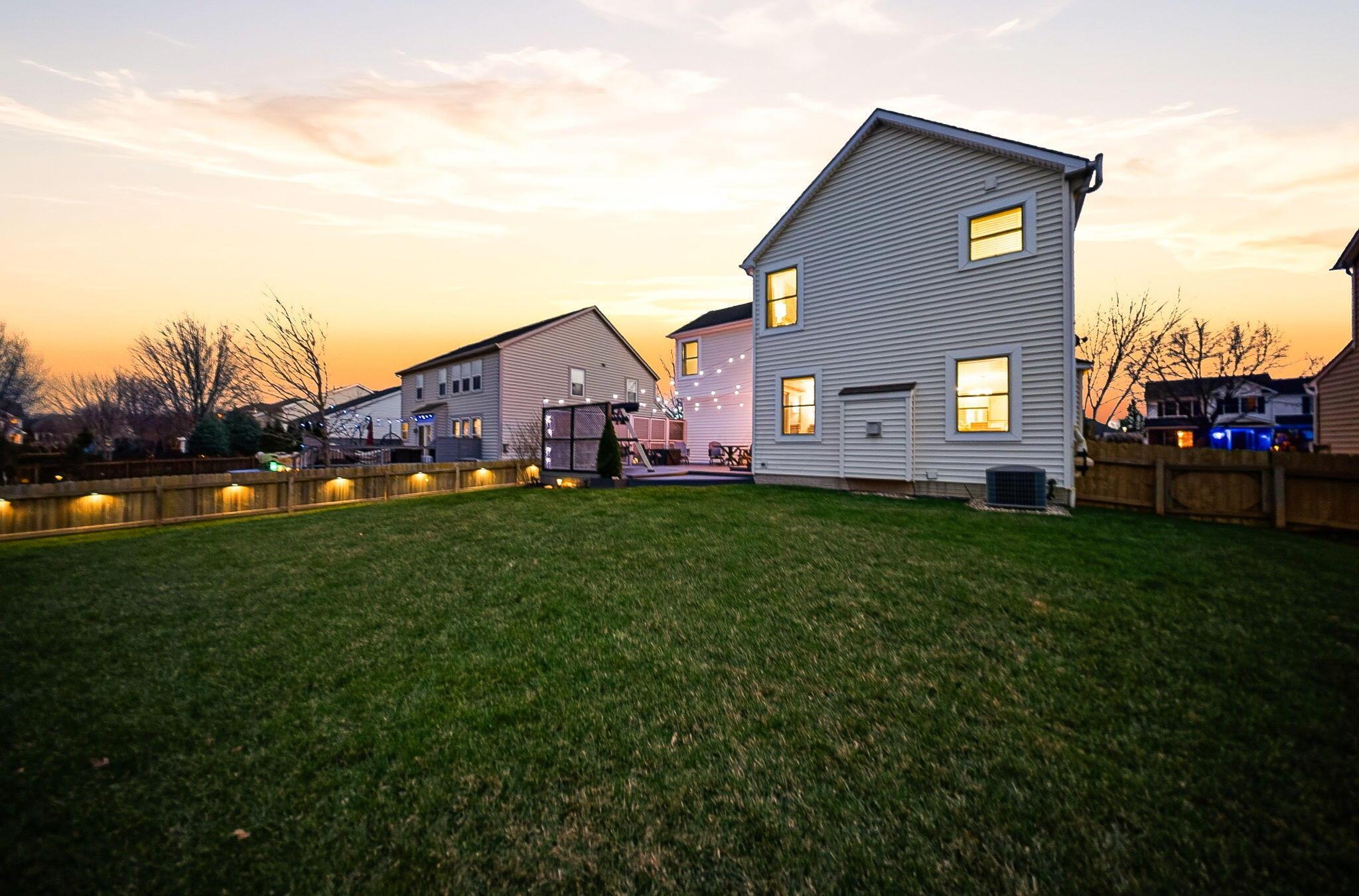 565 Apple Valley Circle