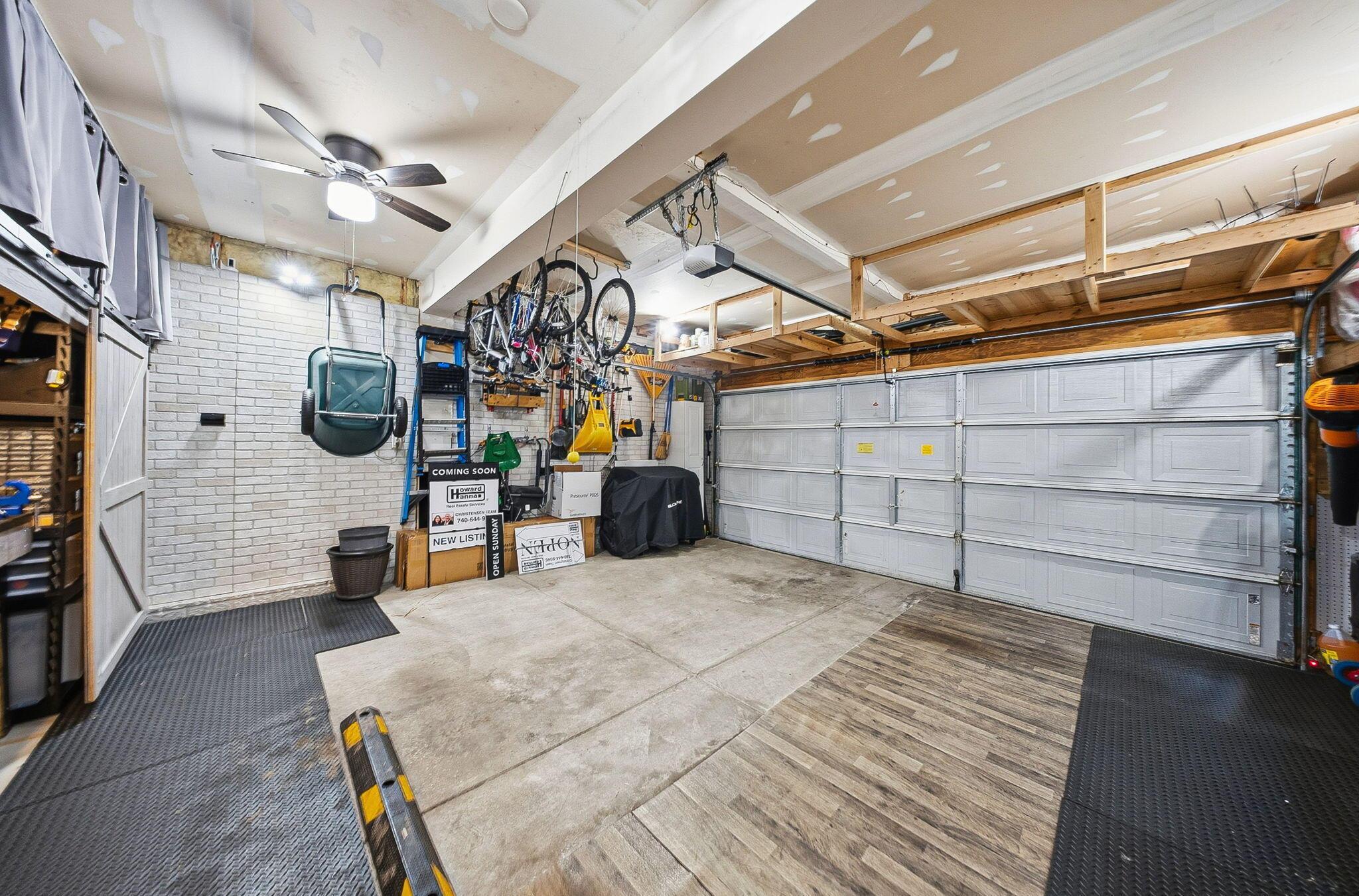 565 Apple Valley Circle