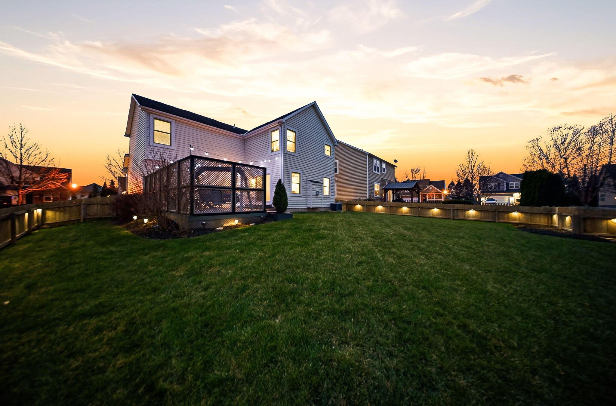 565 Apple Valley Circle