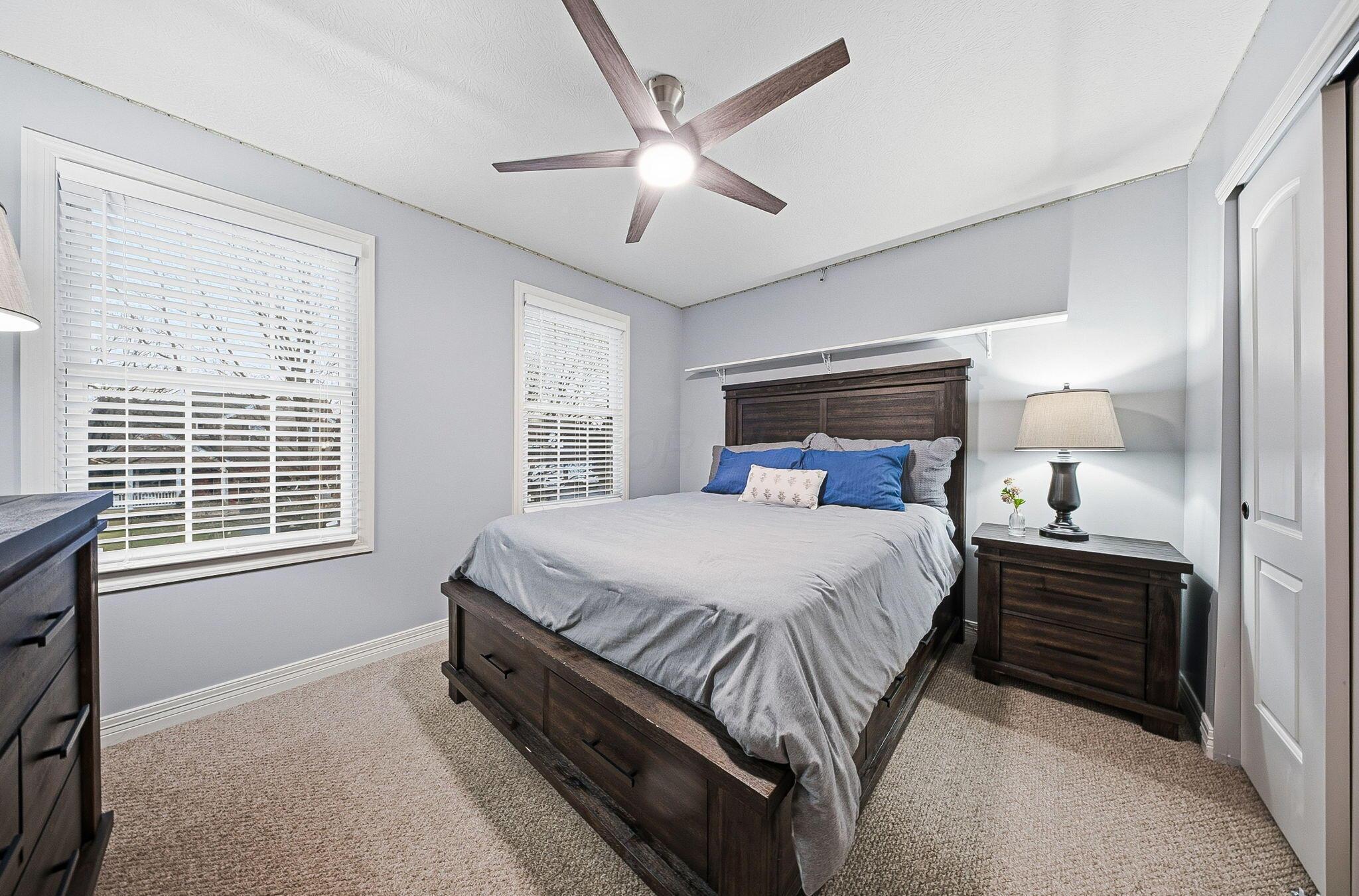 565 Apple Valley Circle