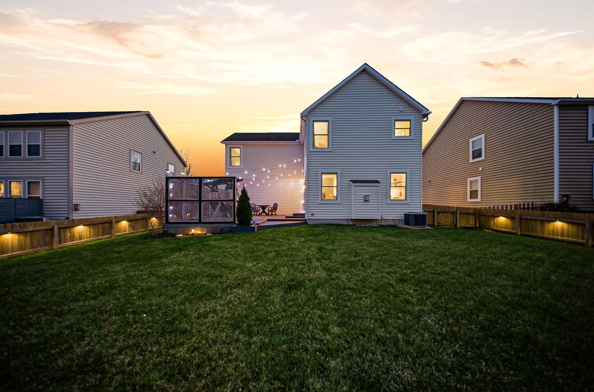 565 Apple Valley Circle