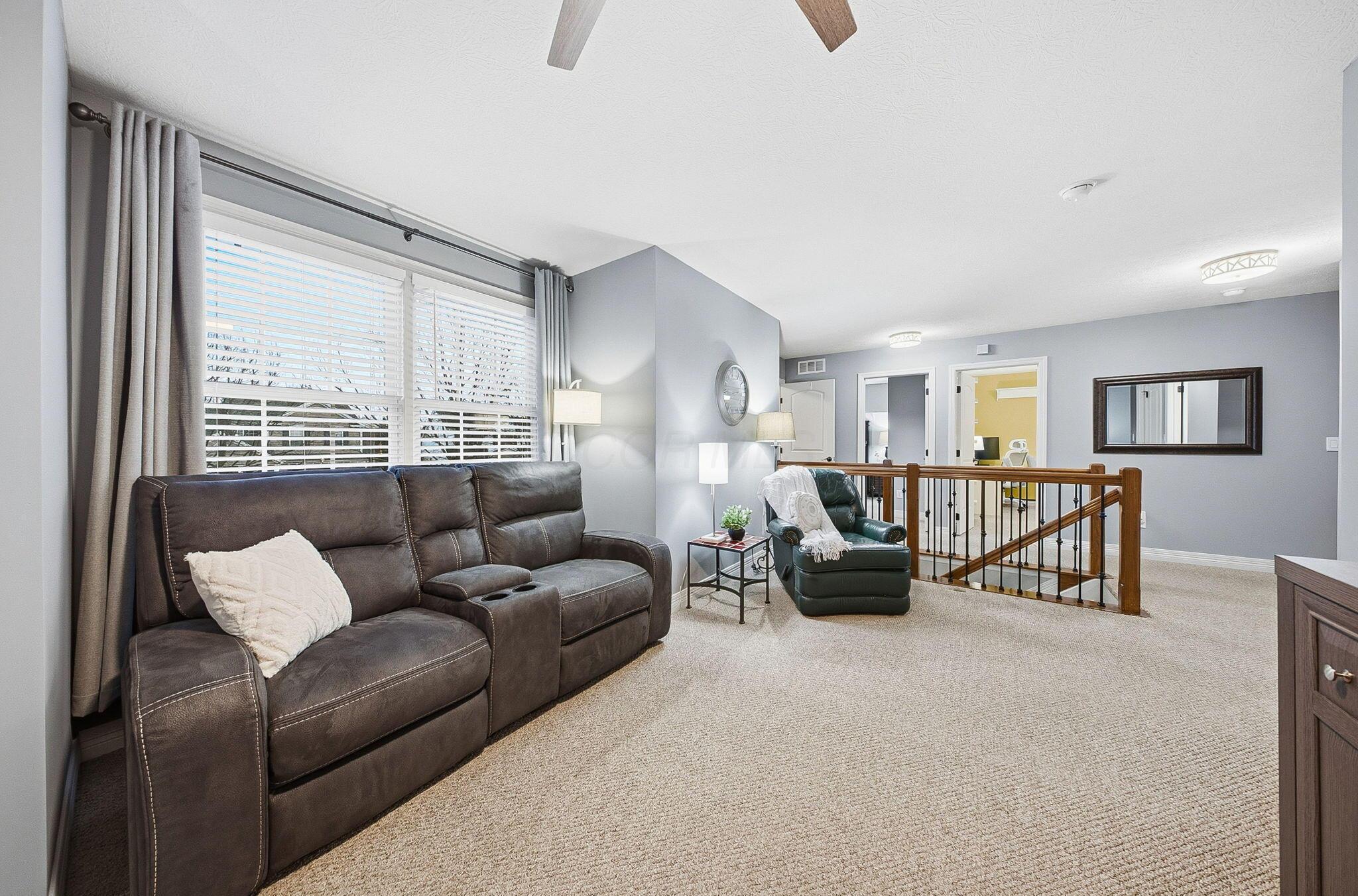 565 Apple Valley Circle