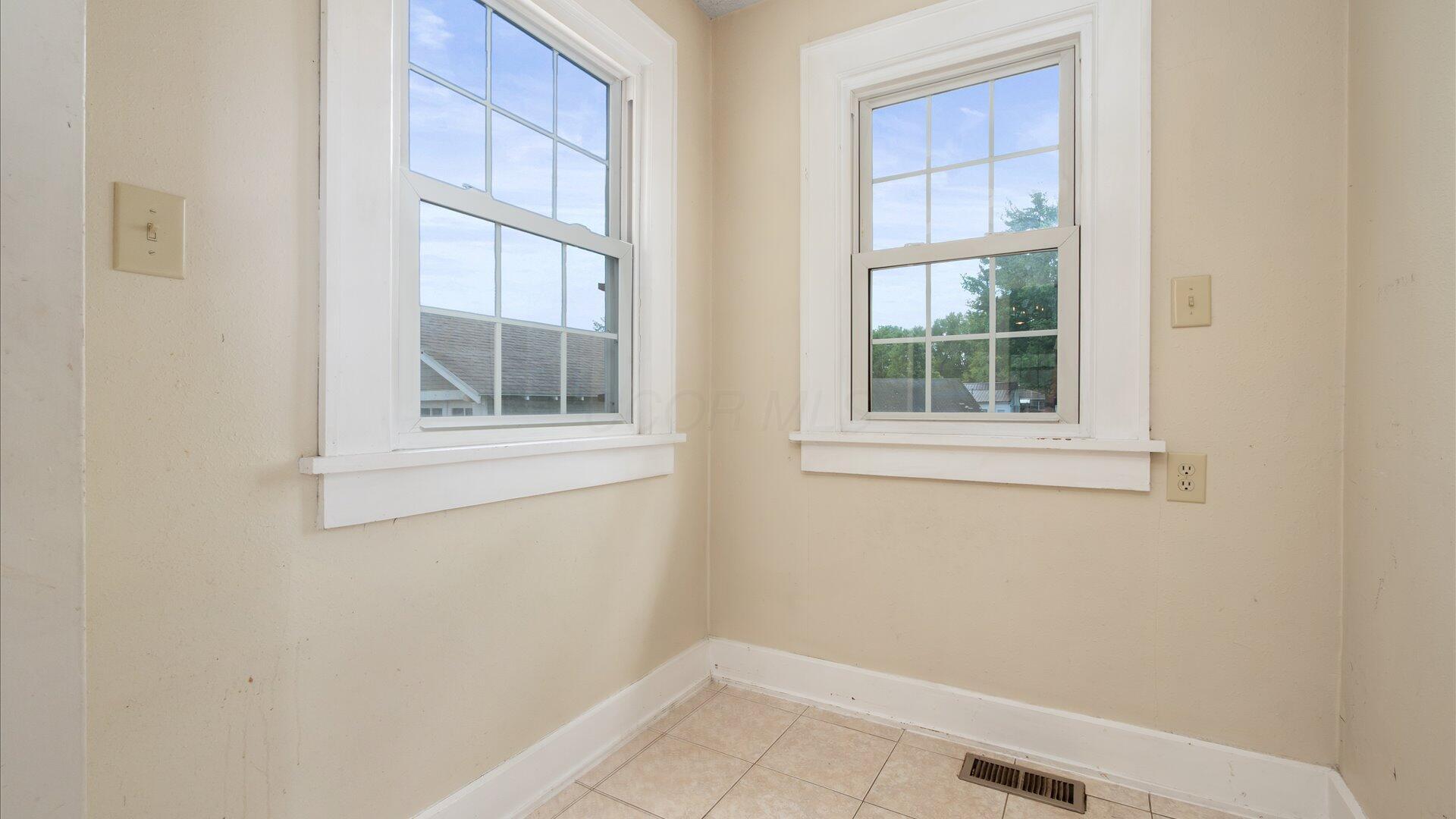 1195 W Main Street