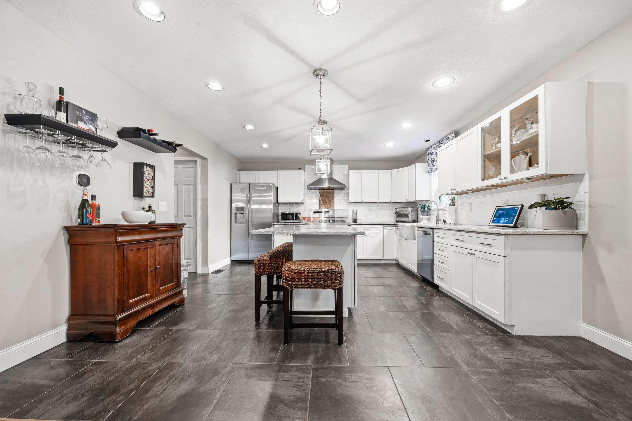 172 Leasure Drive