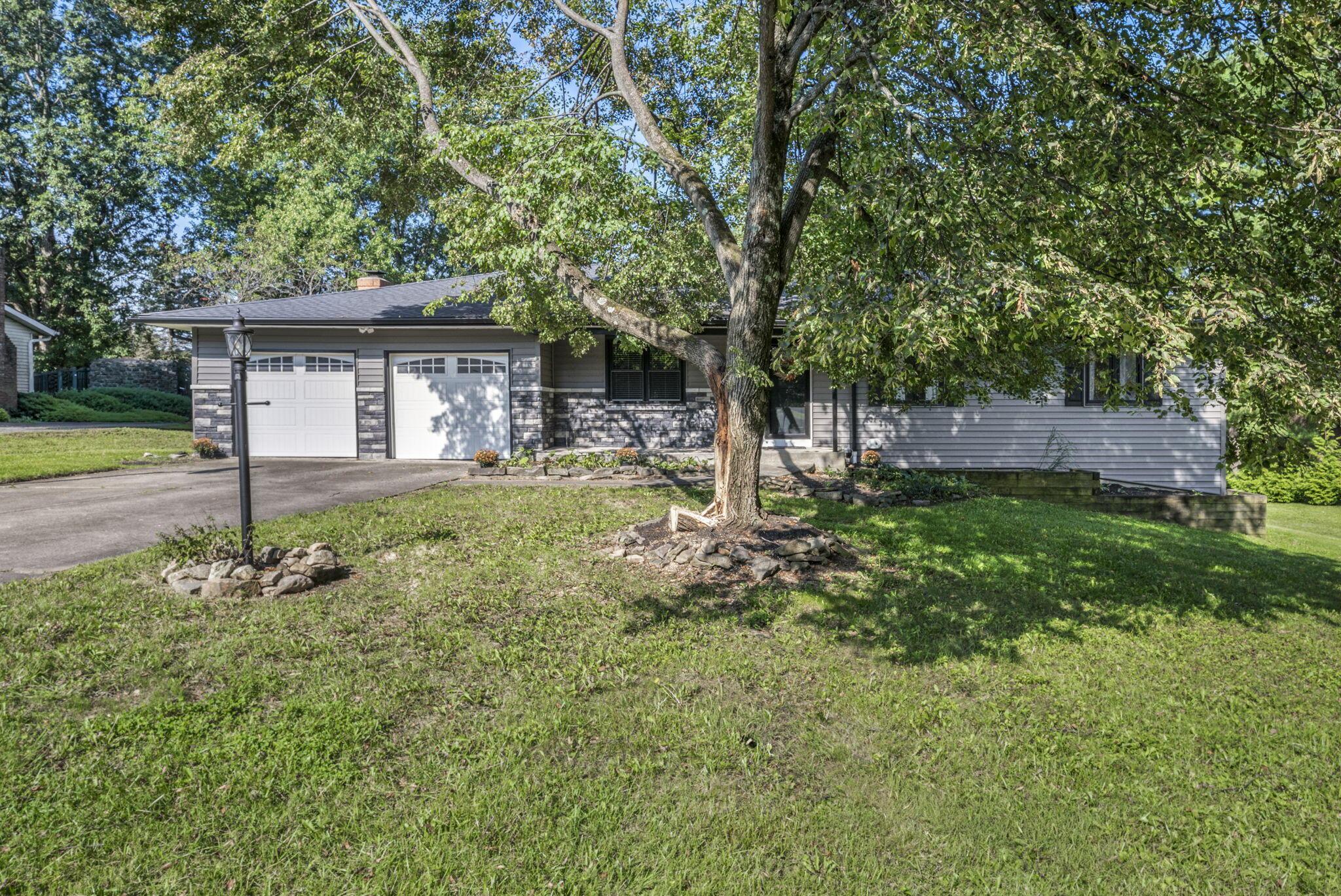 13811 Carriage Lane NW