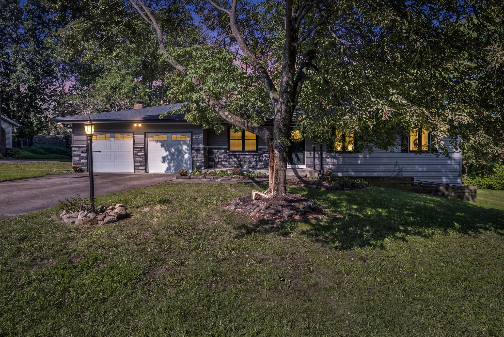13811 Carriage Lane NW