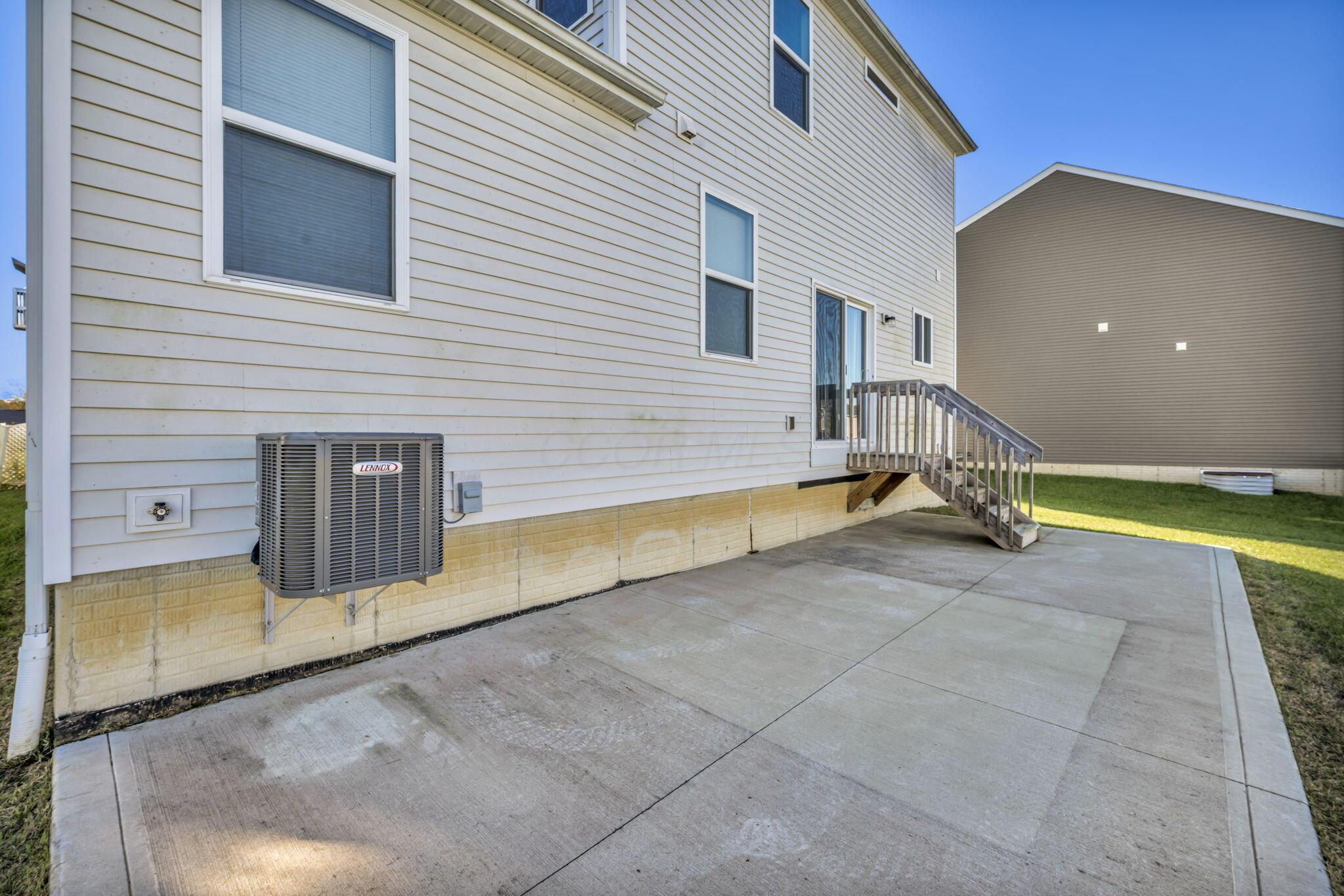 304 Gray Fox Court