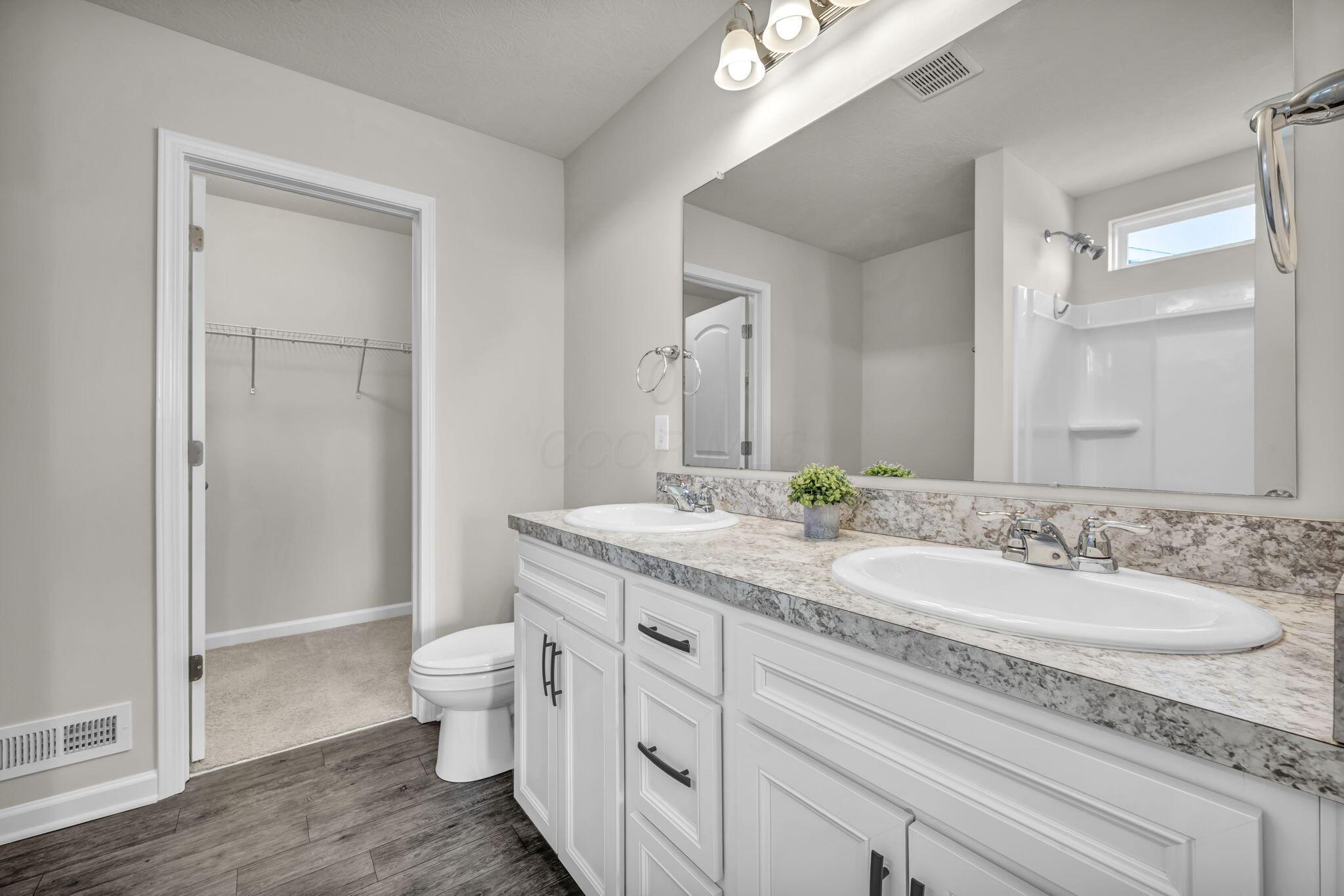 304 Gray Fox Court