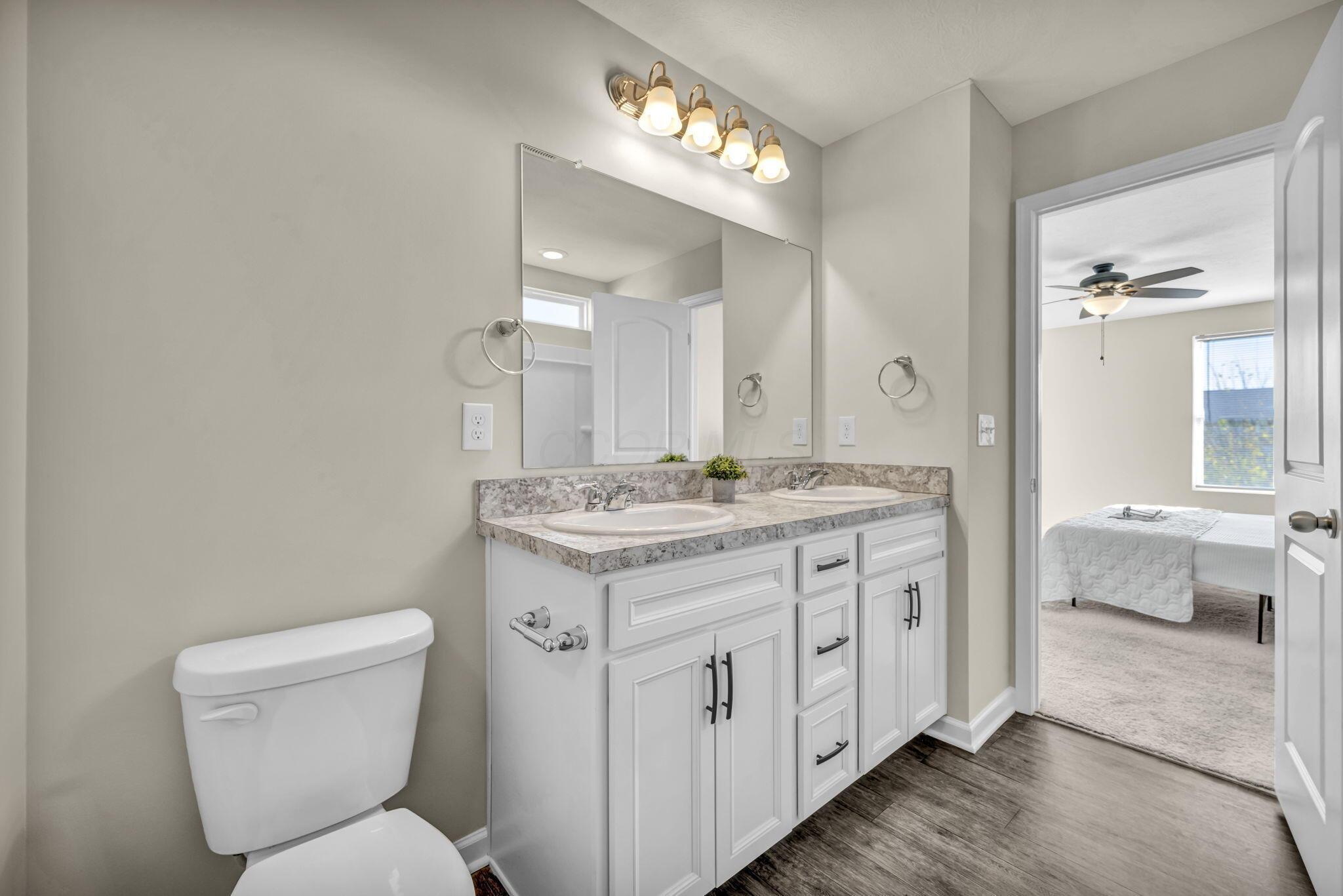 304 Gray Fox Court