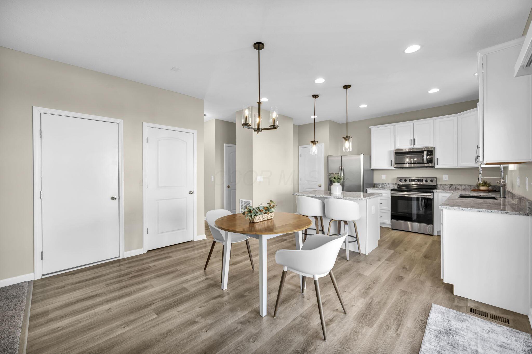 304 Gray Fox Court