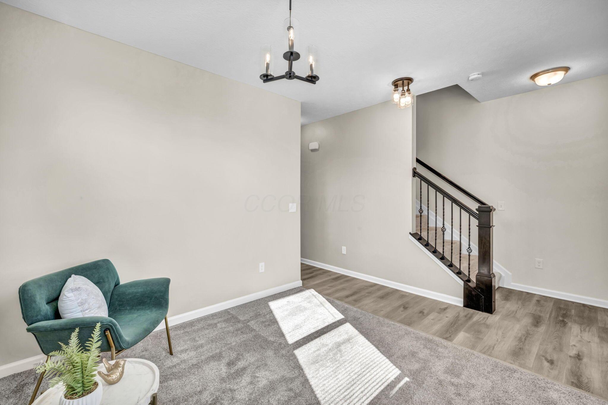 304 Gray Fox Court