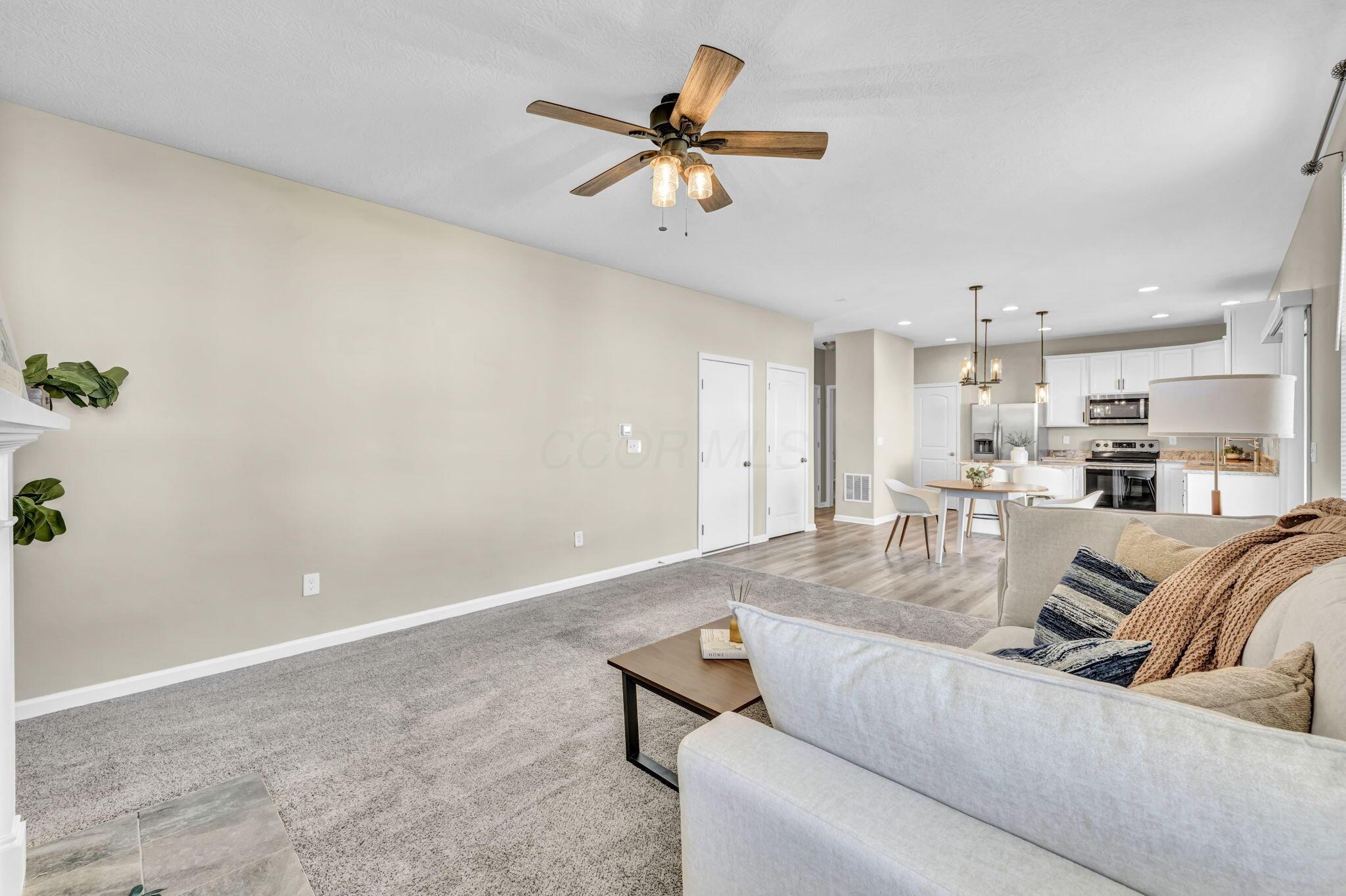 304 Gray Fox Court