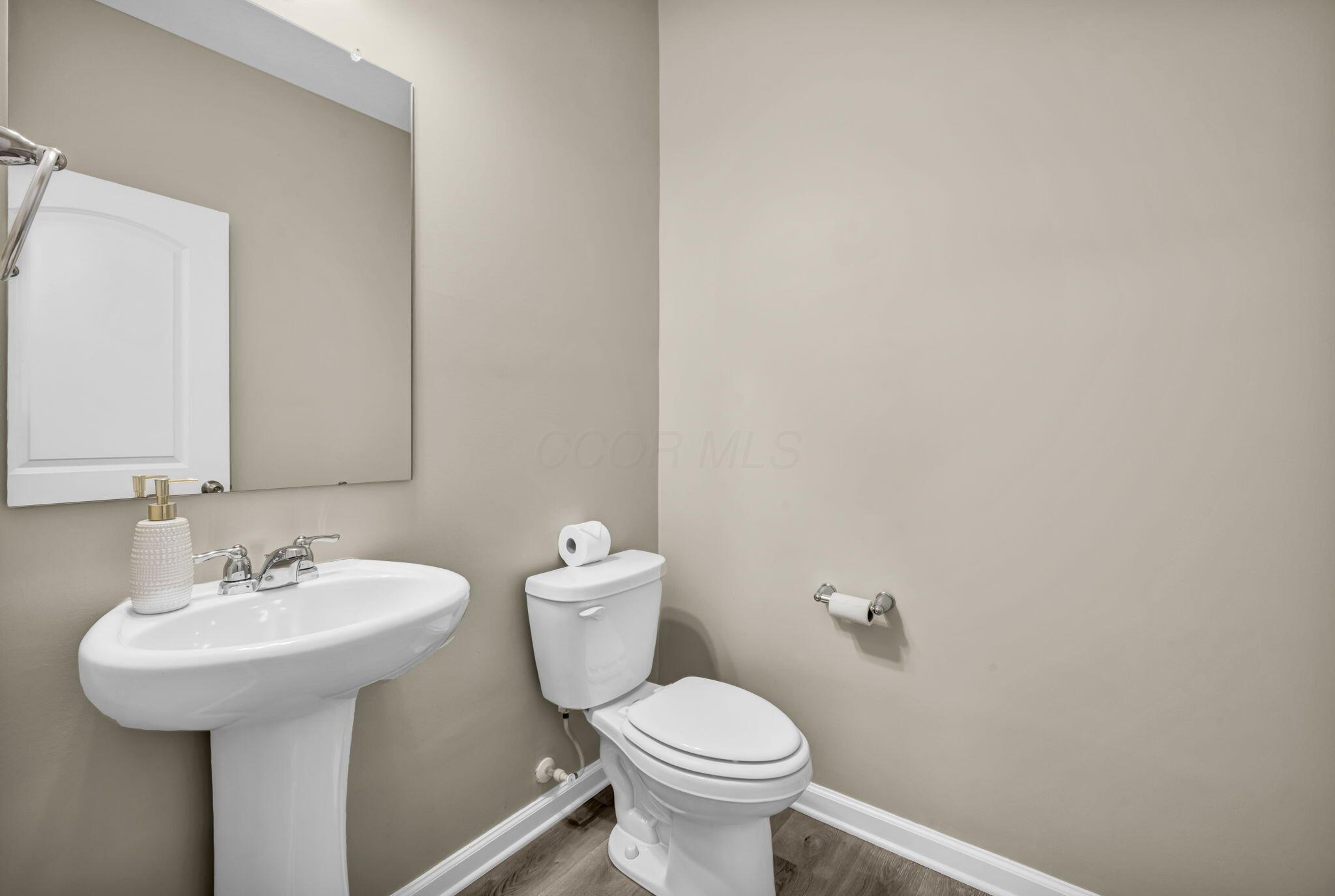 304 Gray Fox Court