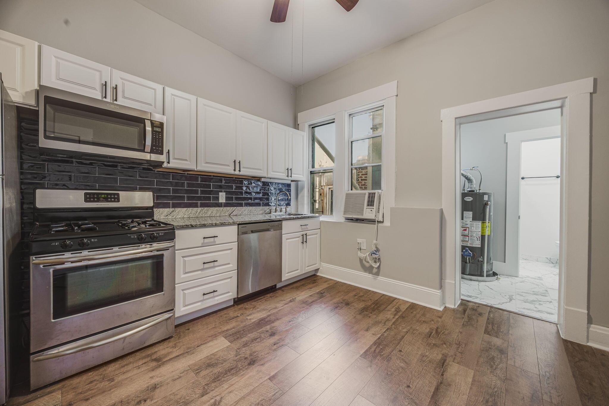 1122-1124 N High Street, 4
