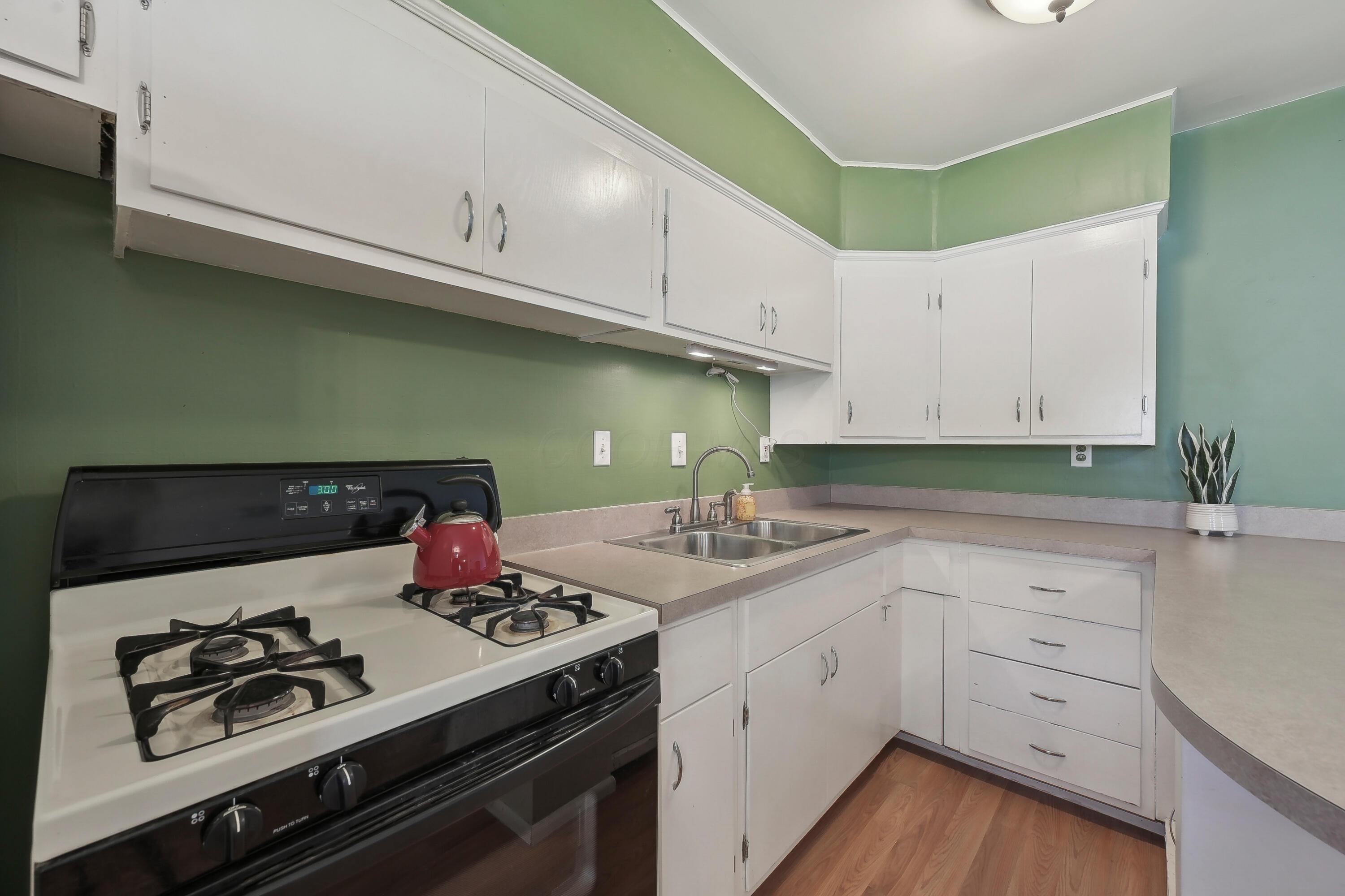 552 Fairholme Road