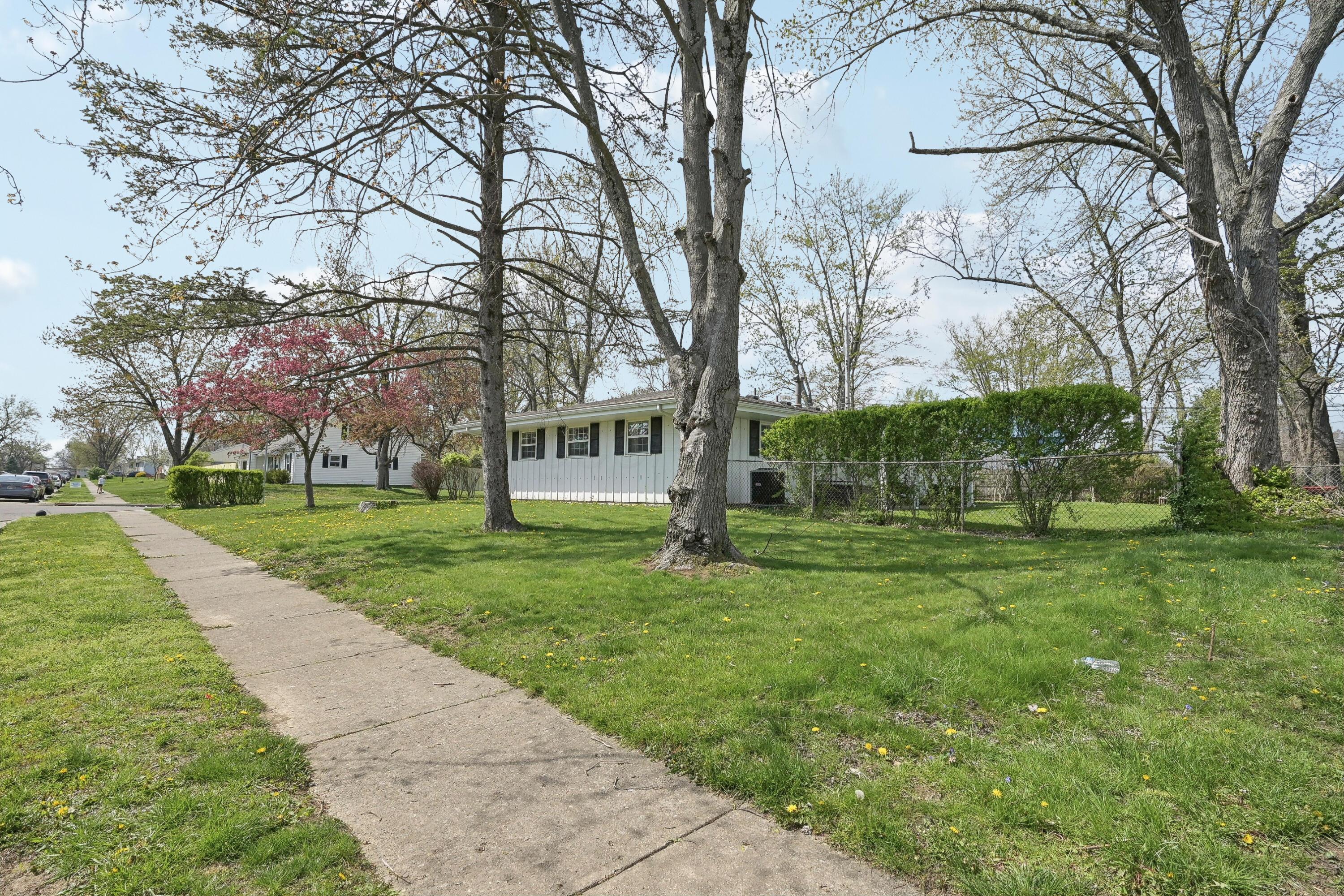 552 Fairholme Road