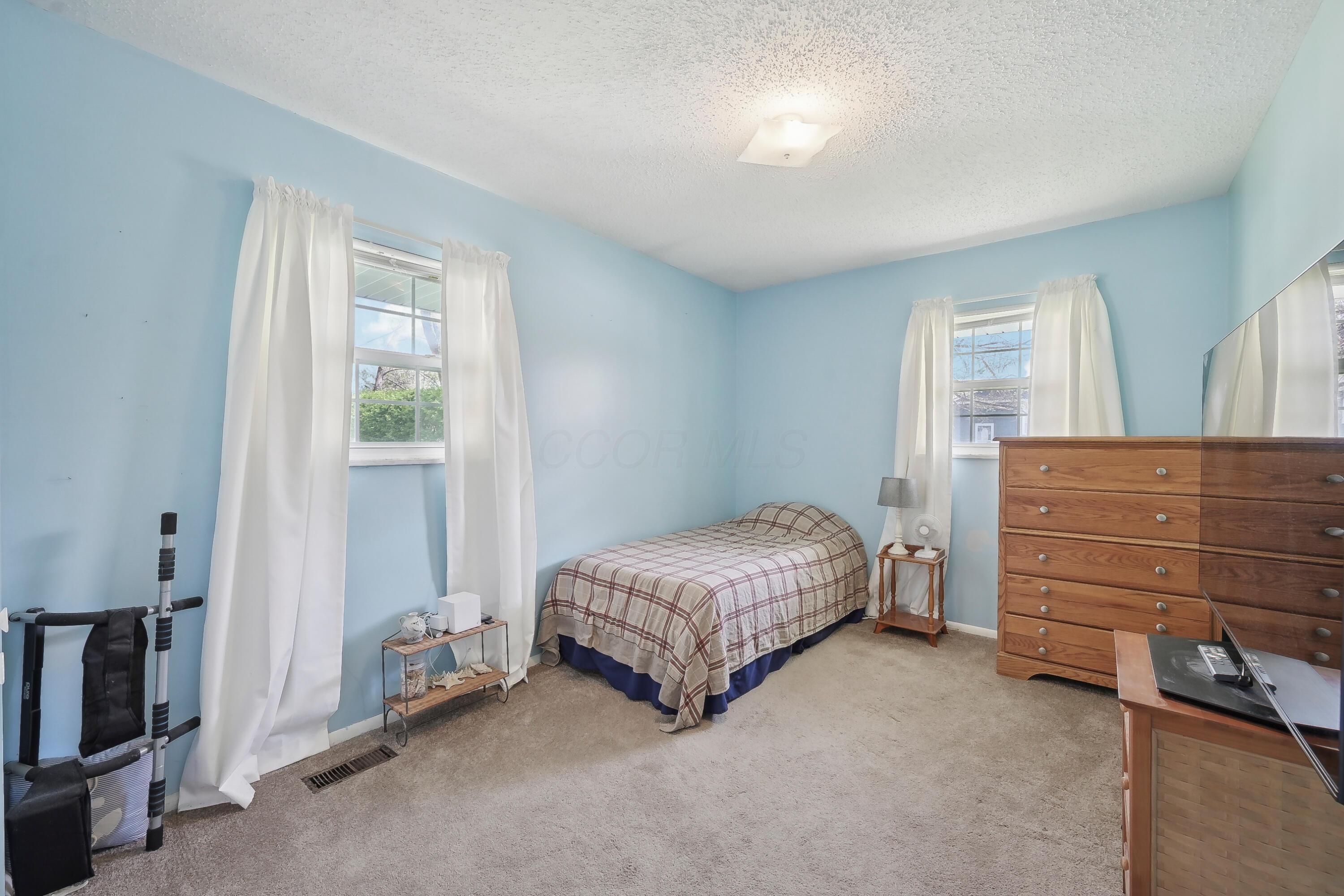 552 Fairholme Road