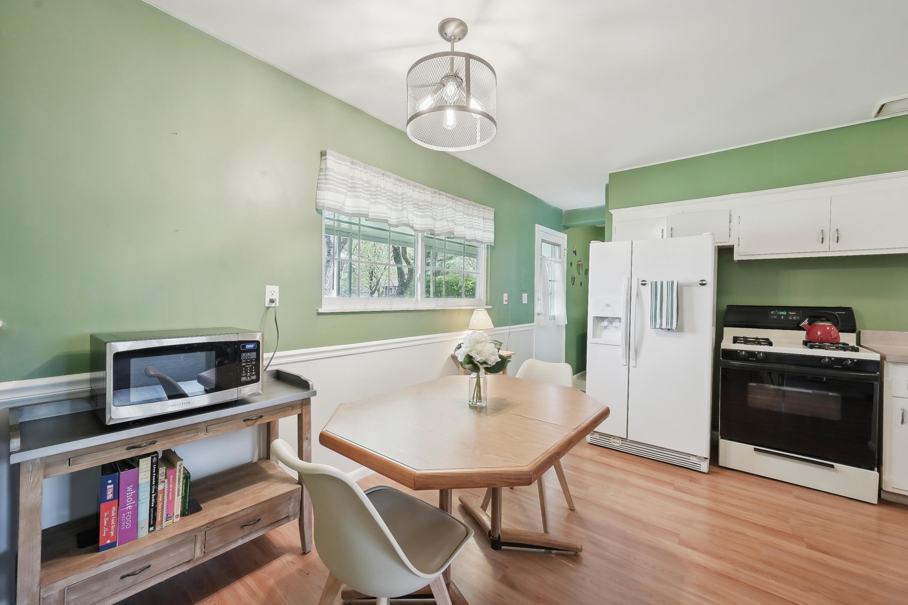 552 Fairholme Road
