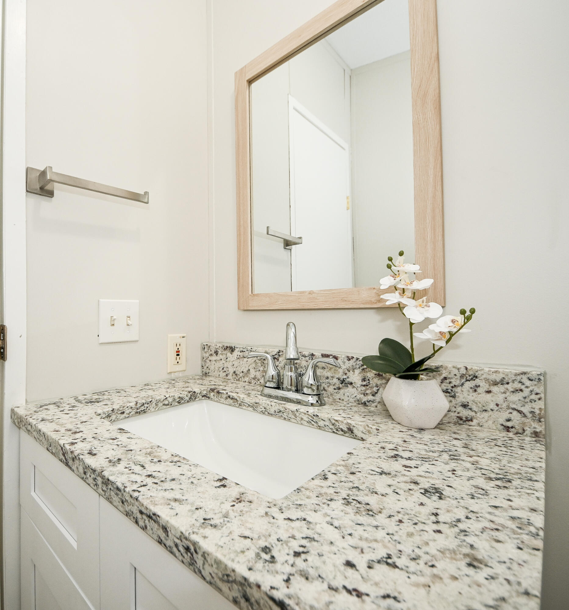 8615 Ramsey Acres Road Drive