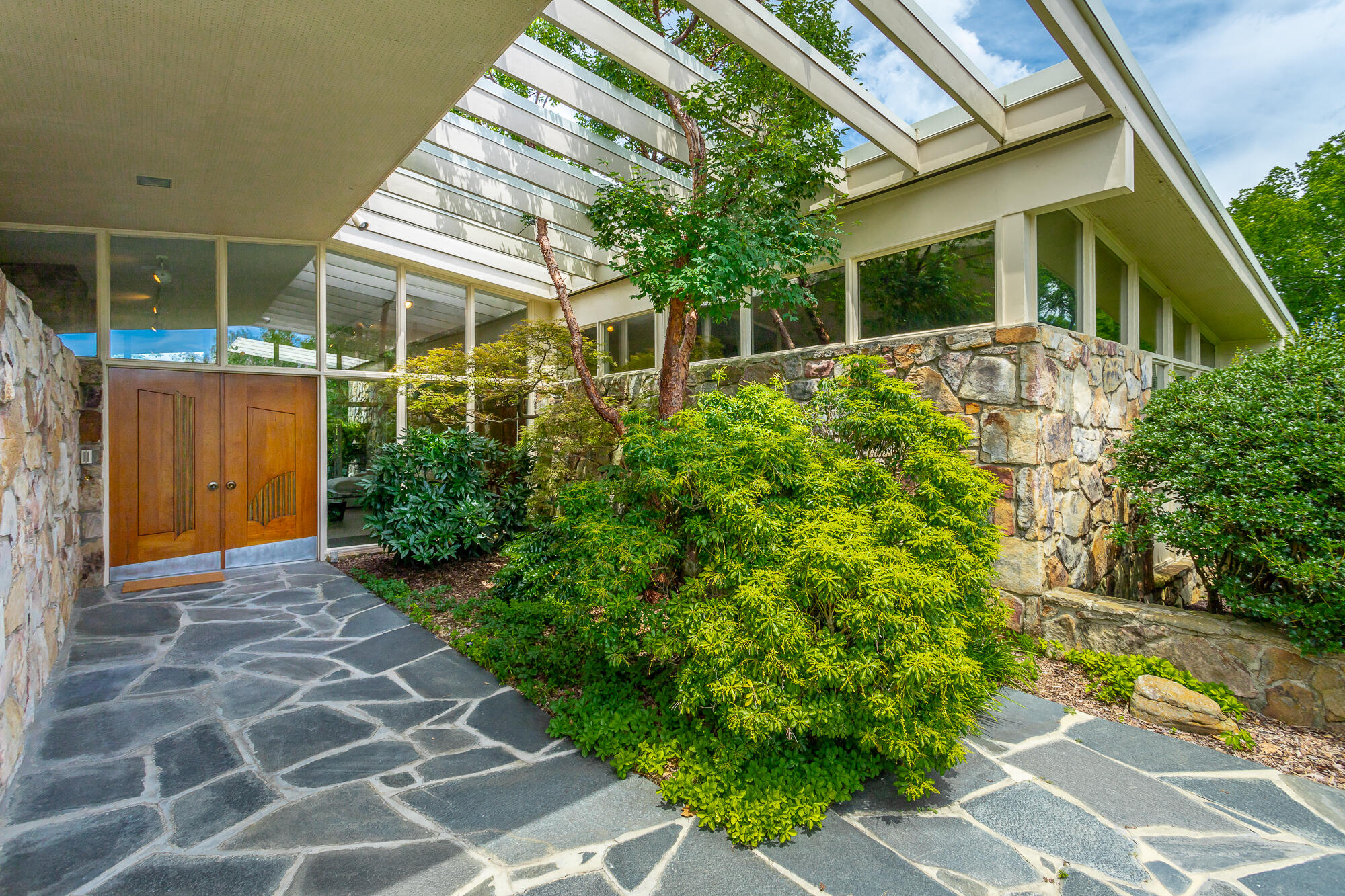 3117 Colyar Drive