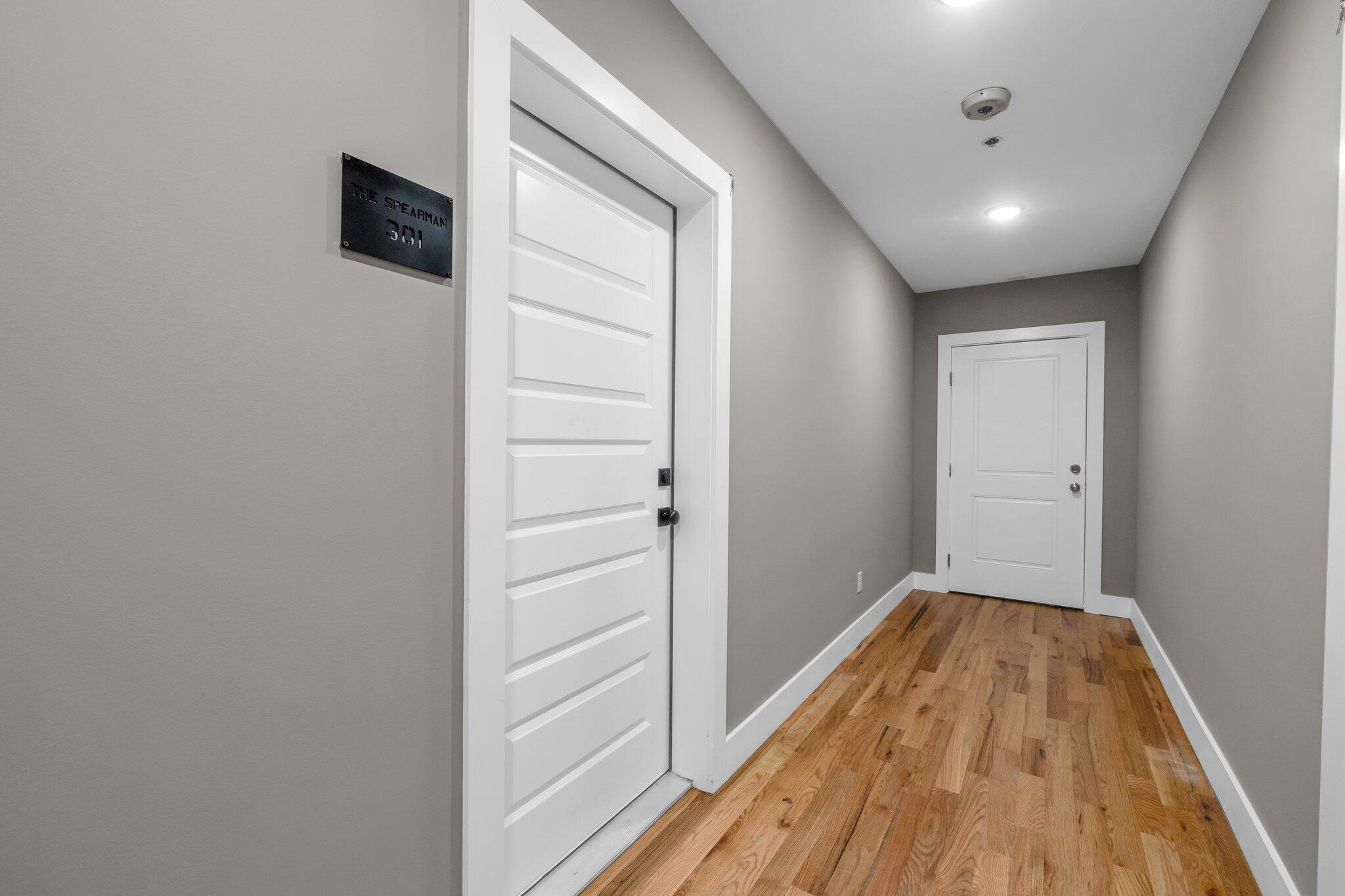 1511 Adams Street, 301