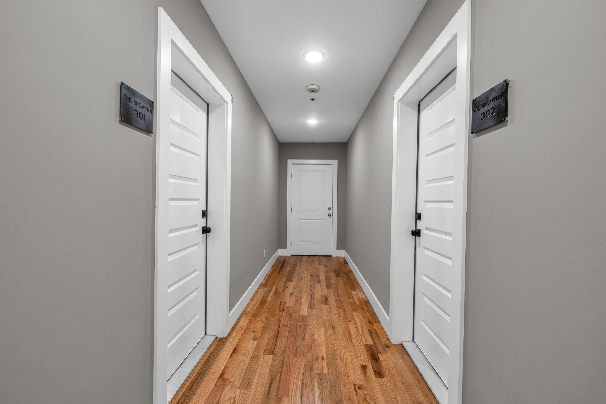 1511 Adams Street, 301