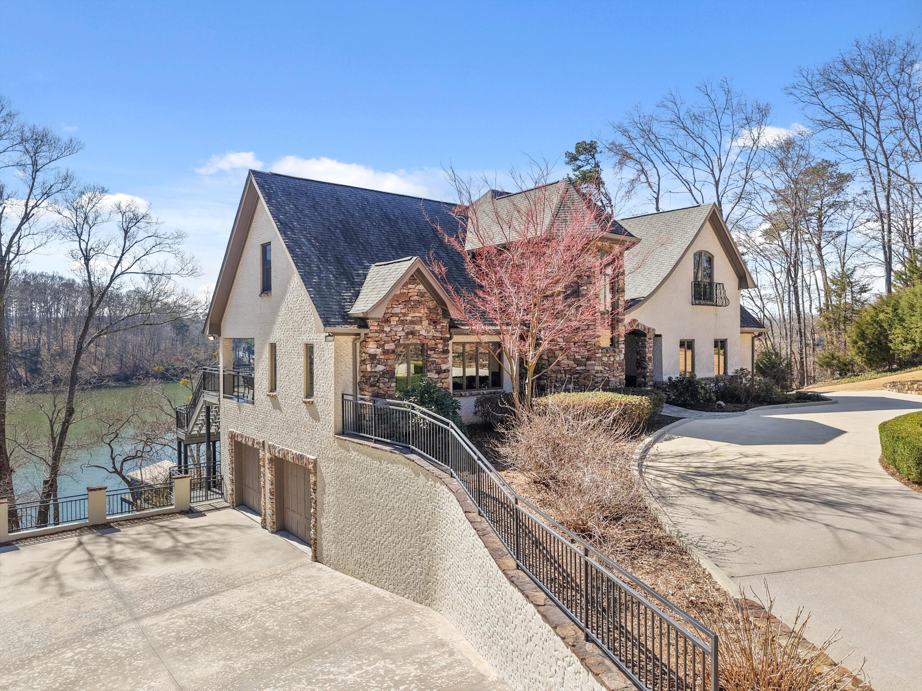 8906 Prairie Schooner Circle