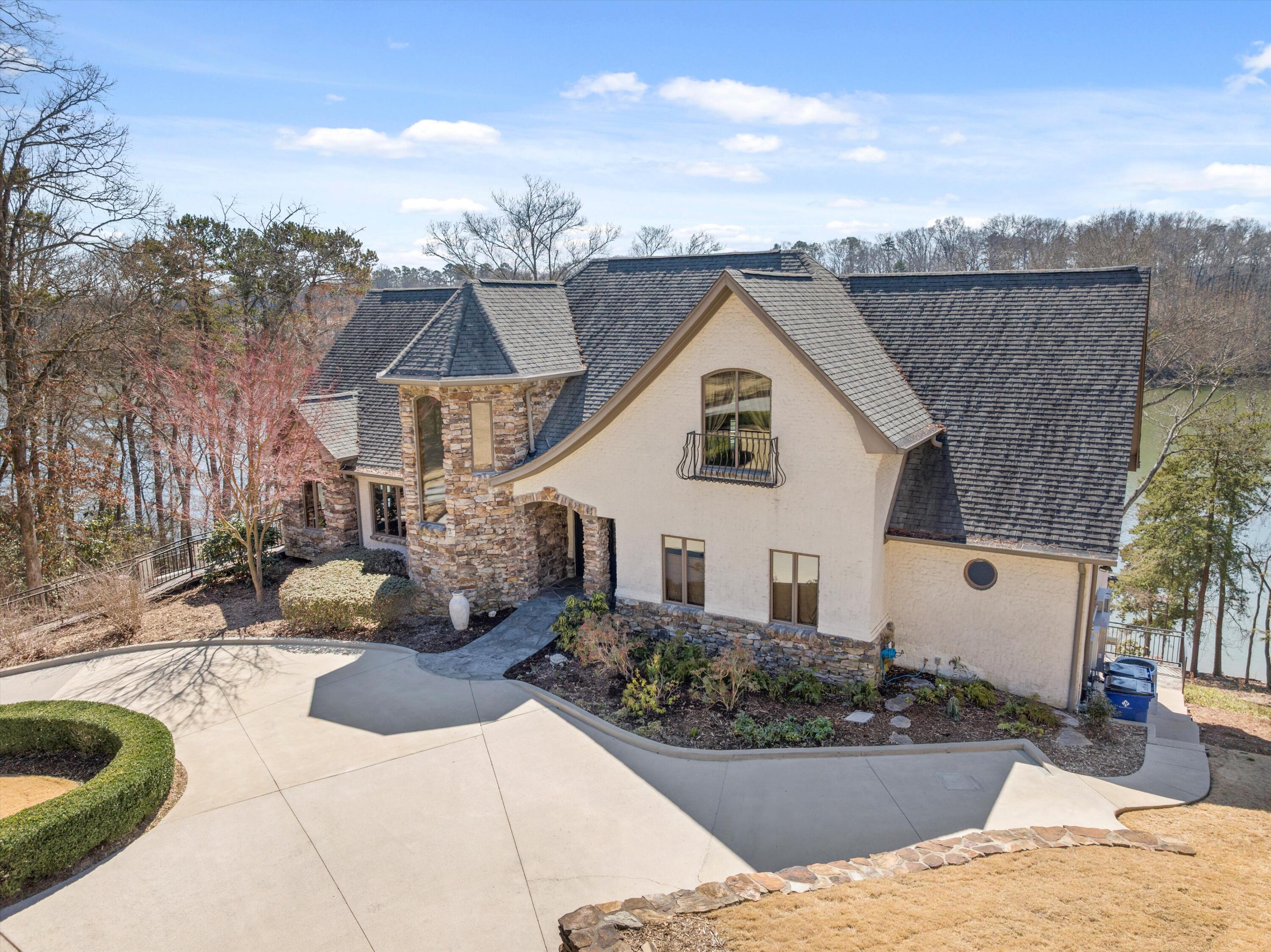 8906 Prairie Schooner Circle