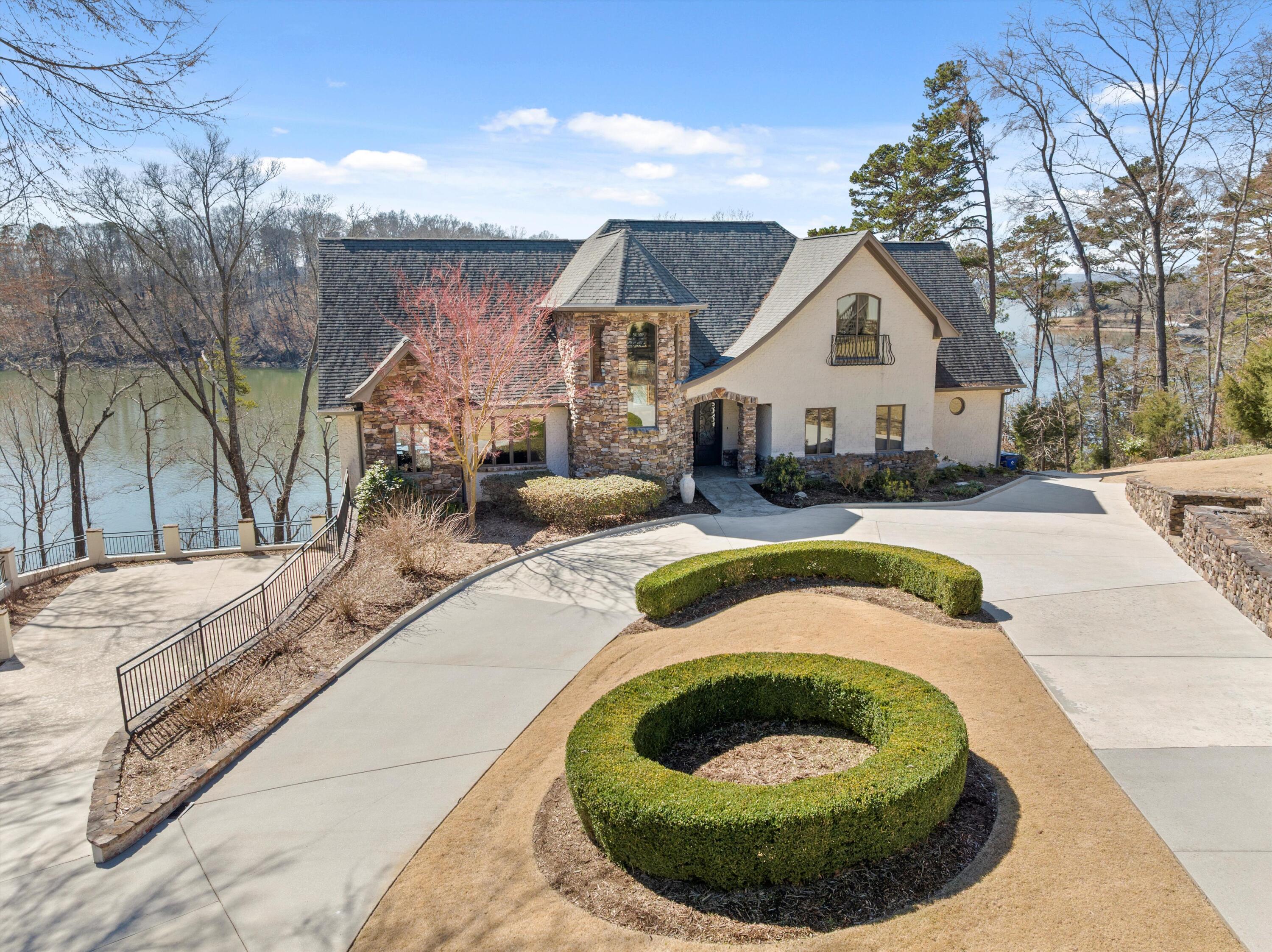 8906 Prairie Schooner Circle