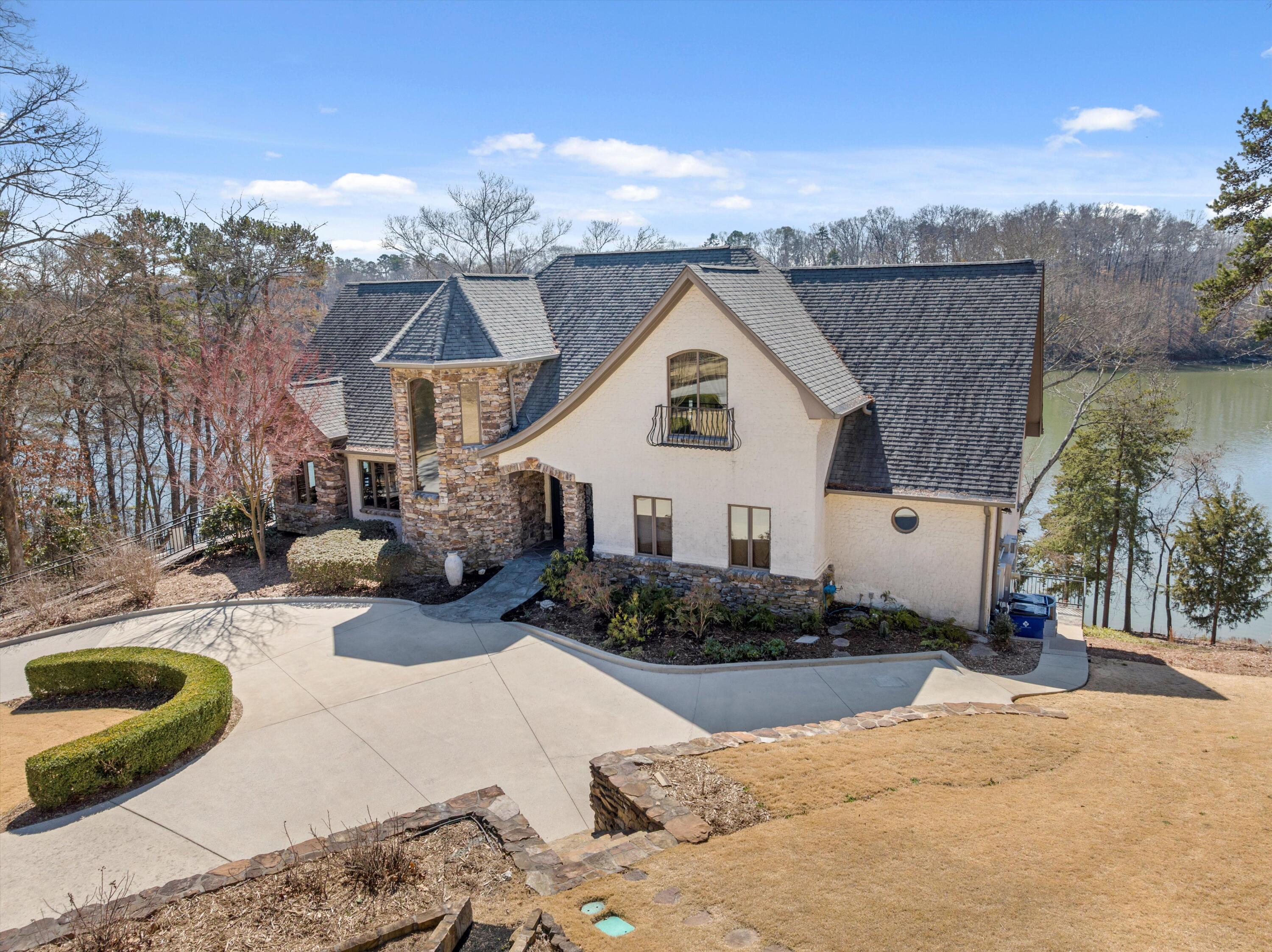 8906 Prairie Schooner Circle