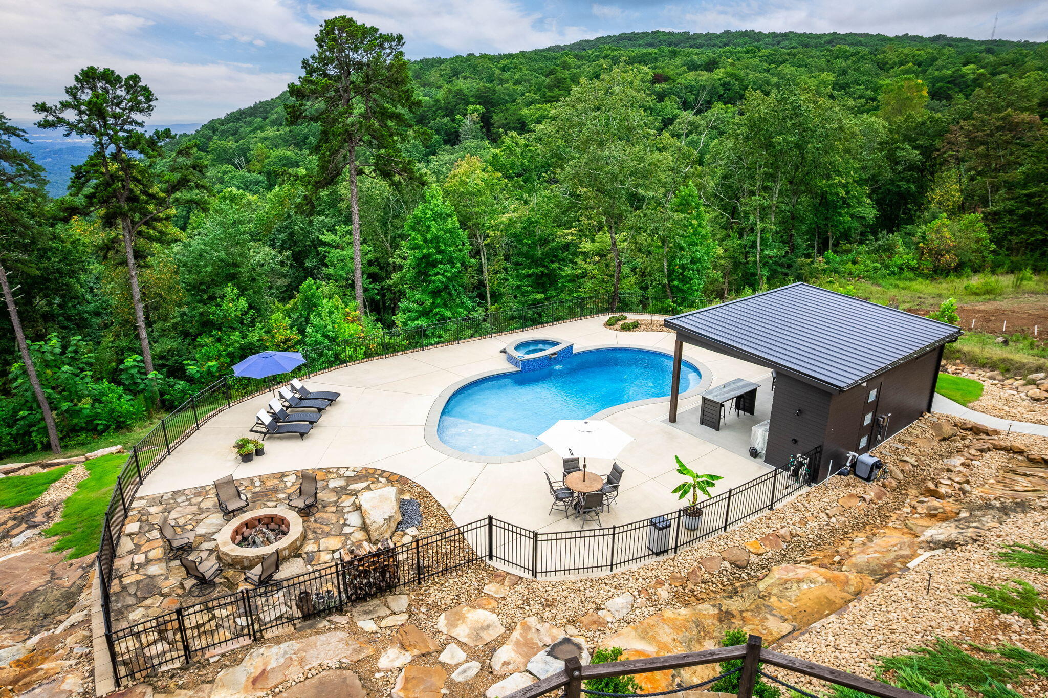 8008 Mountain Laurel Trail