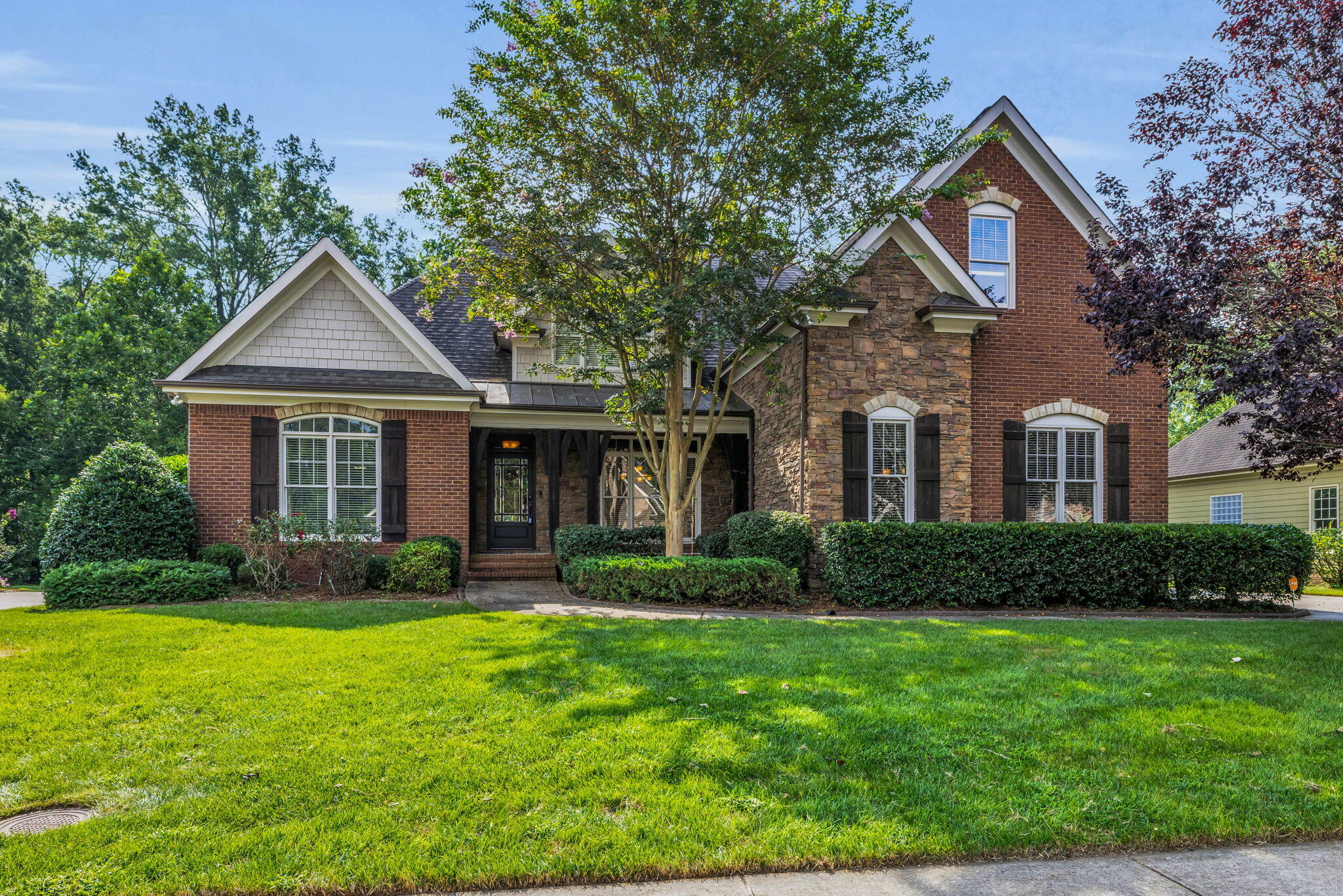 1895 Chadwick Court